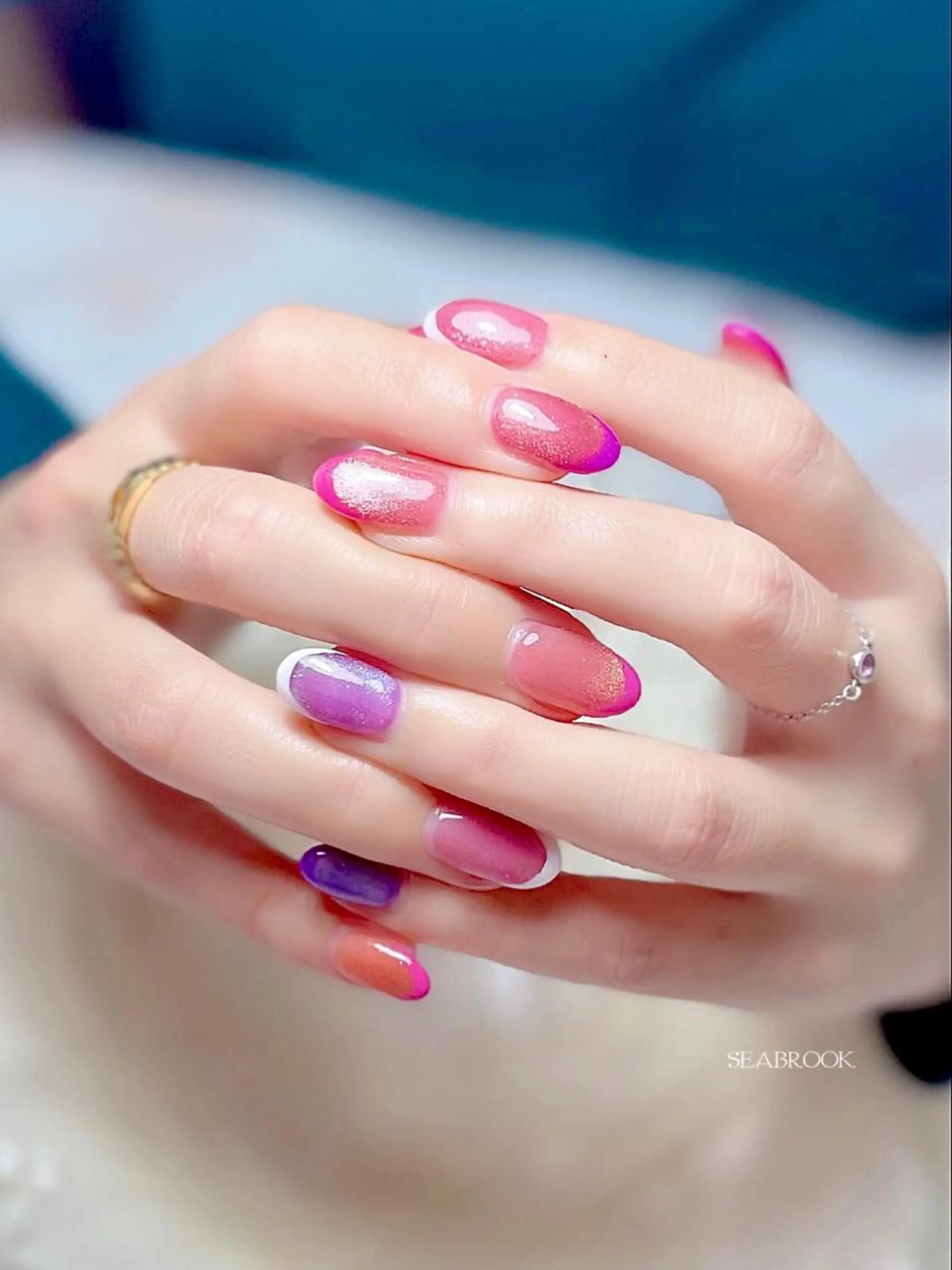 ネイル ハンドネイル 鈴木 奈穂子のネイルデザイン