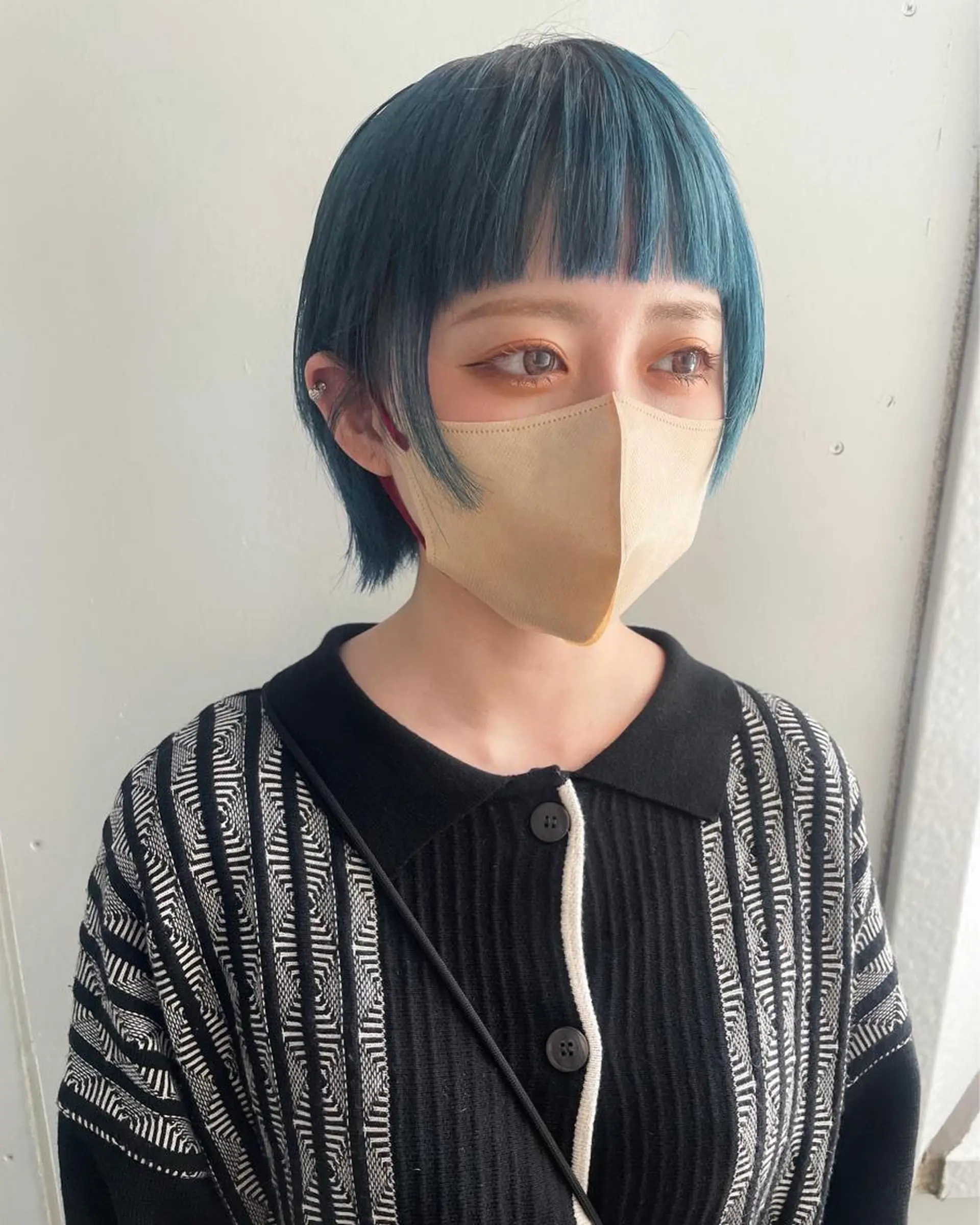 ショート nuu所属・💜ショート💜 ウルフ、ボブ二色亜美のヘアスタイル