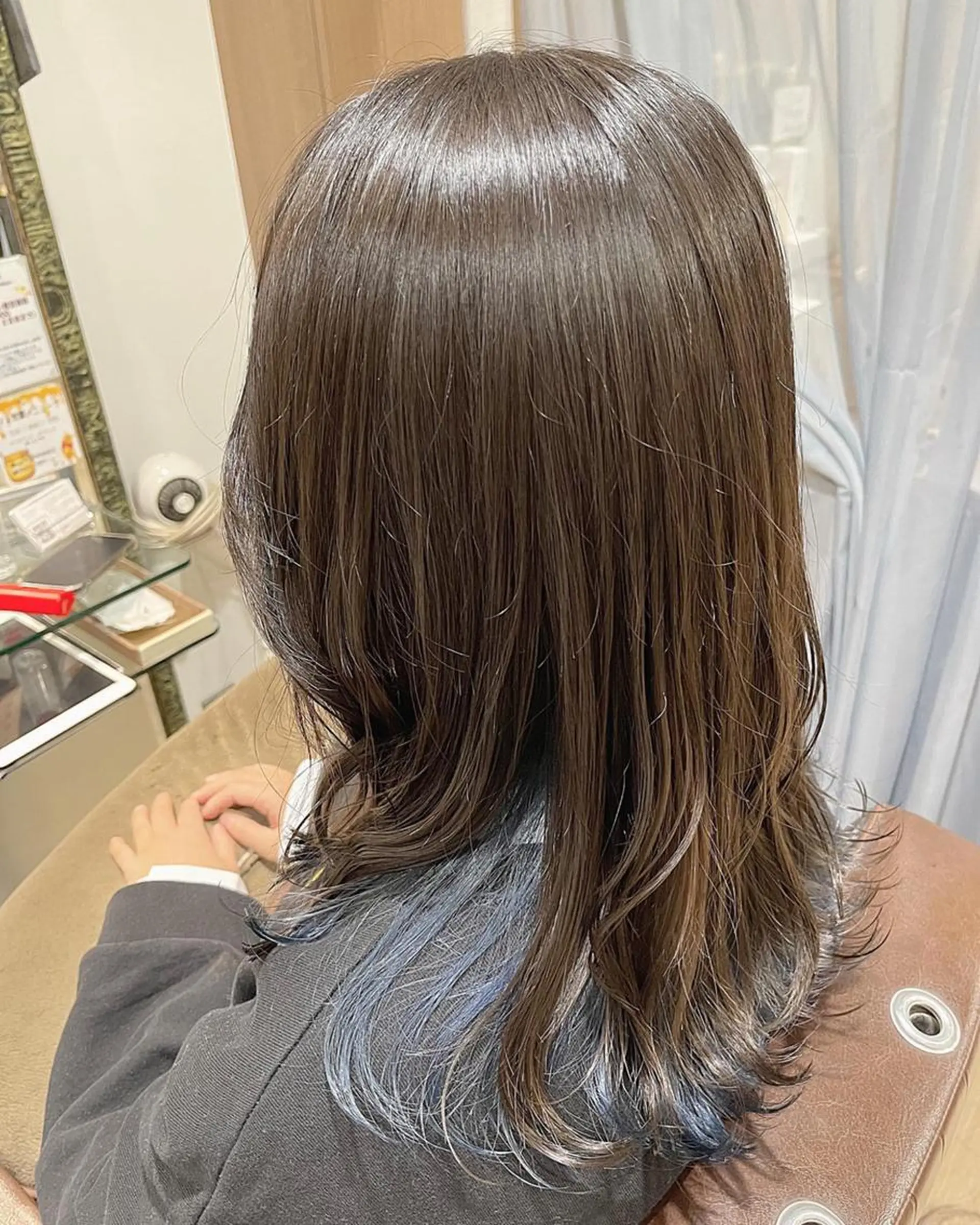 カラー ショートボブ アッシュ バレイヤージュ ミストバング ブリーチ 🫧髪質改善艶カラー _マエダ 🫧のヘアスタイル