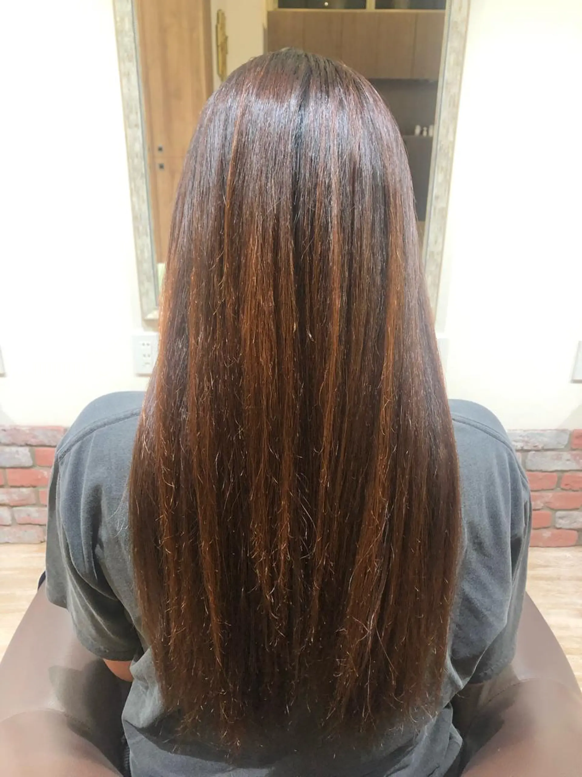 ロング ルシードスタイルクリザンテーム所属・メンズパーマ、カラー 大募集村上莉奈のヘアスタイル