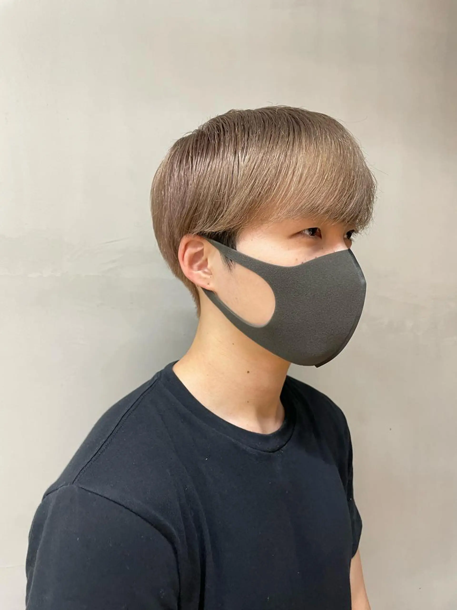 ショート カラー メンズ ベージュカラー ミルクティーベージュ mee.表参道所属・ボブ/ショート /パーマ/shinのヘアスタイル