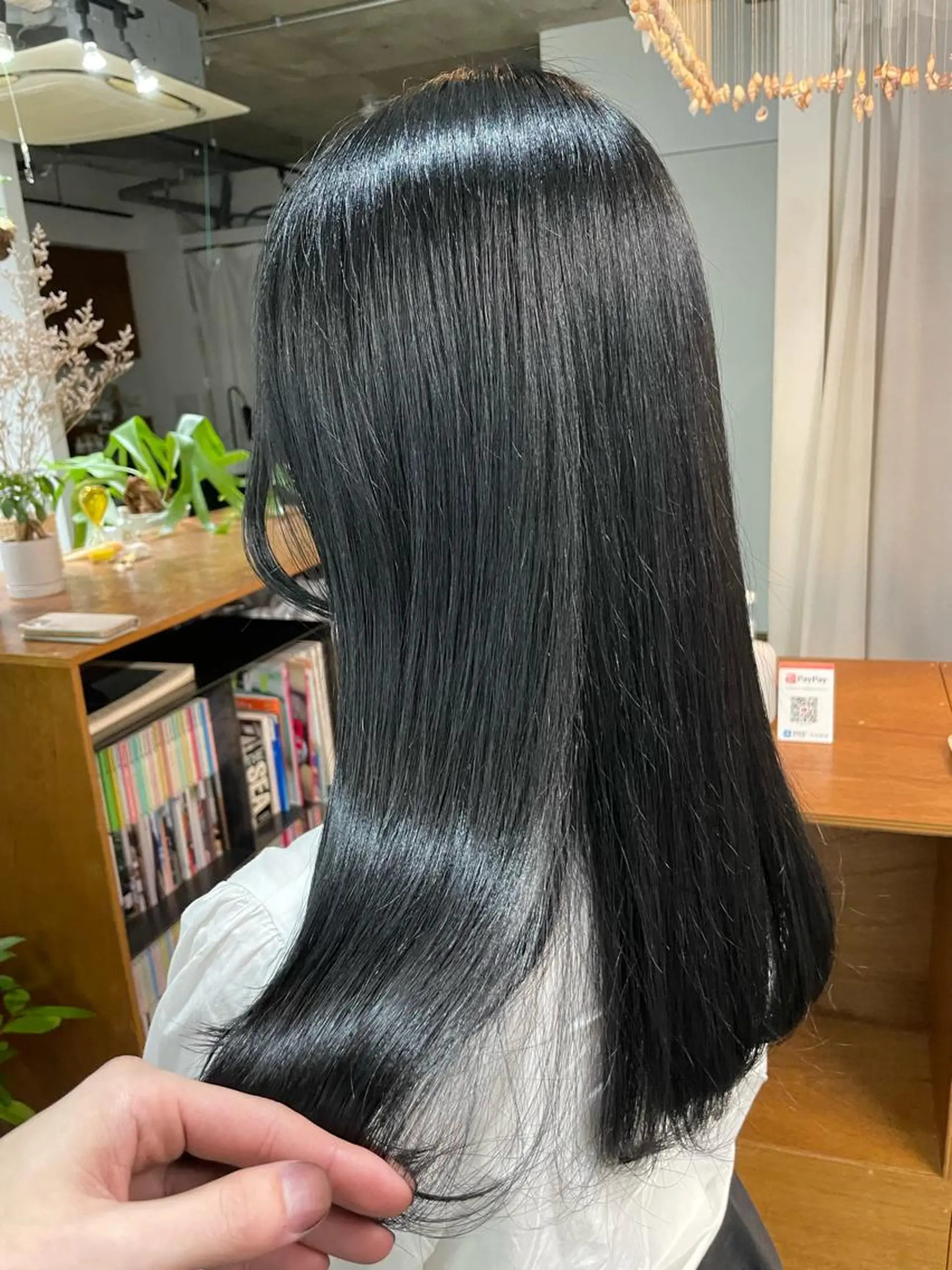 ロング カラー 奥村 紘のヘアスタイル