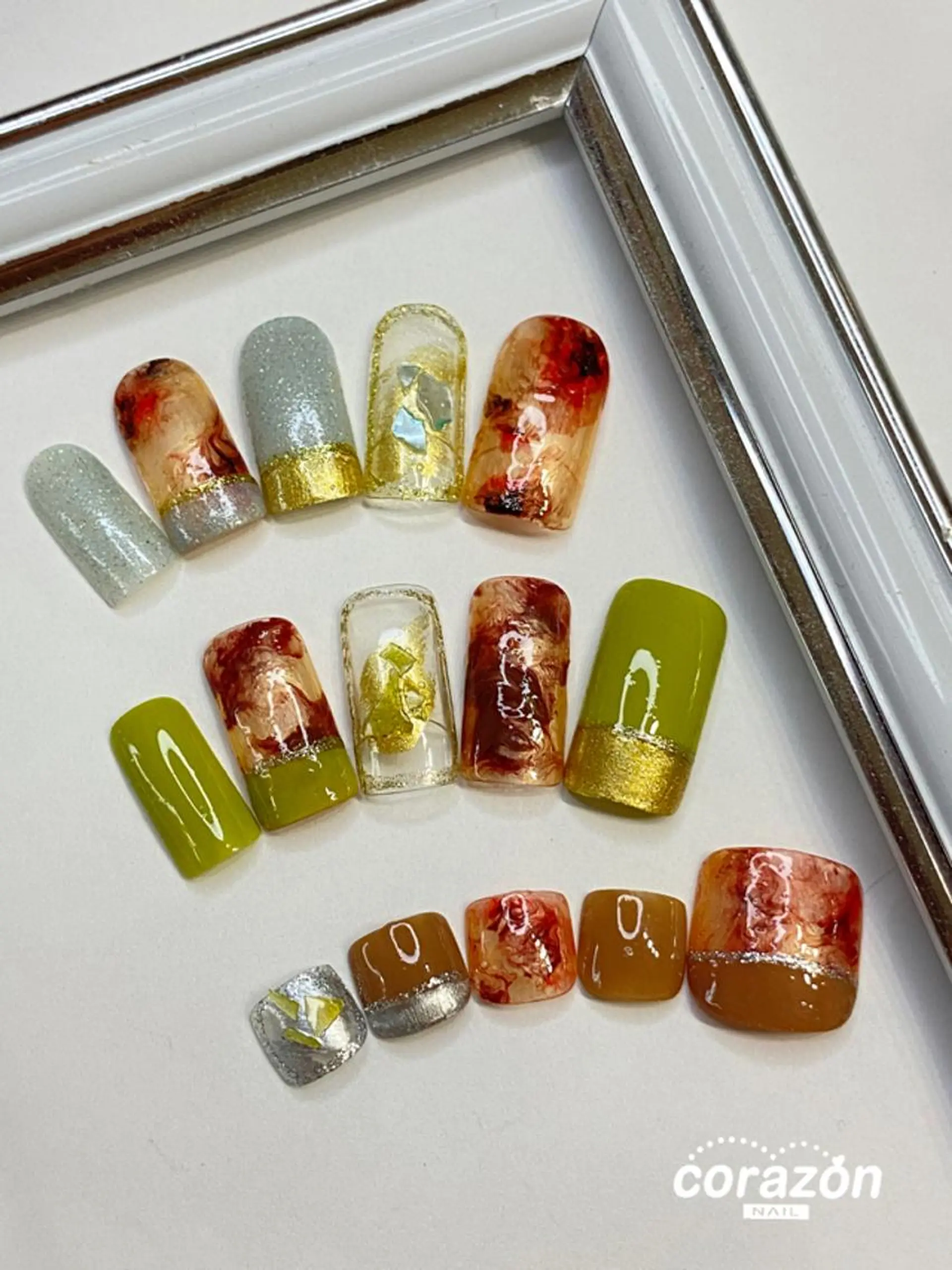 ネイル アートネイル ジェルネイル ハンドネイル フットネイル ハンドケア corazon所属・ネイリスト aicoのネイルデザイン