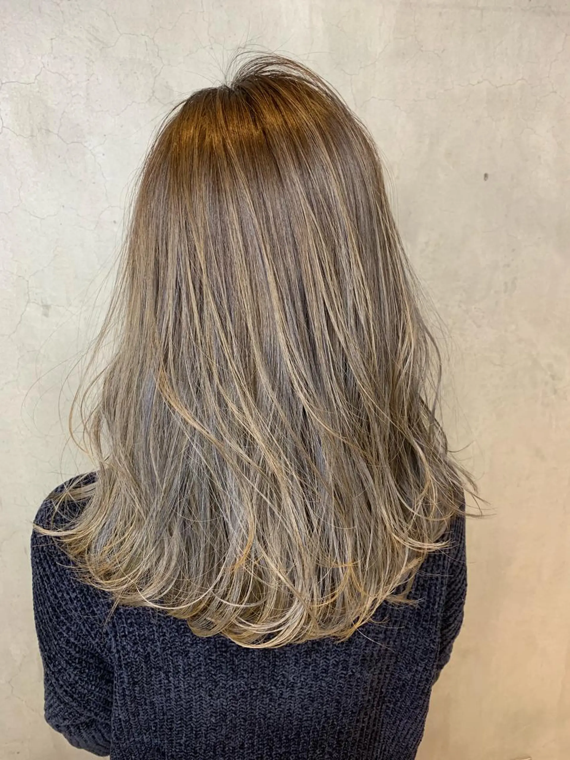 ロング カラー 🐝肥田 しょーと🐝のヘアスタイル