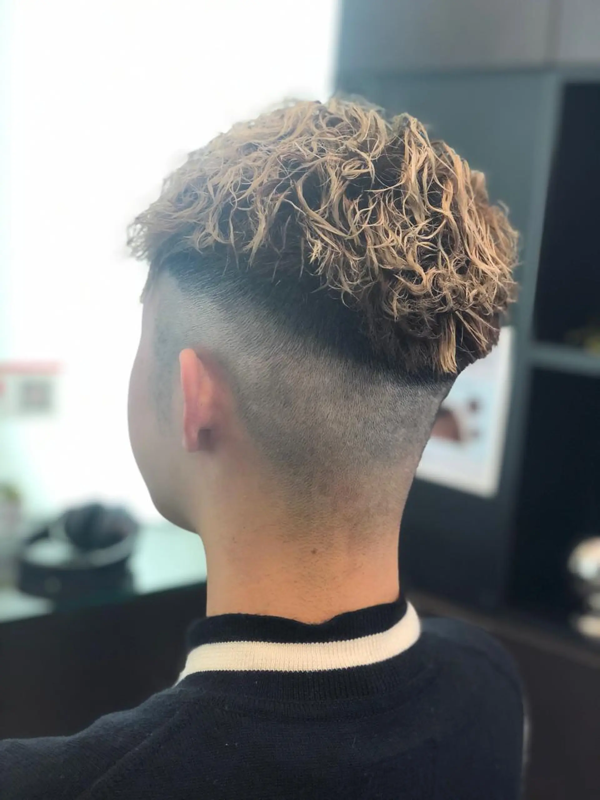 メンズ フェードカット 佐伯 凌太郎のヘアスタイル