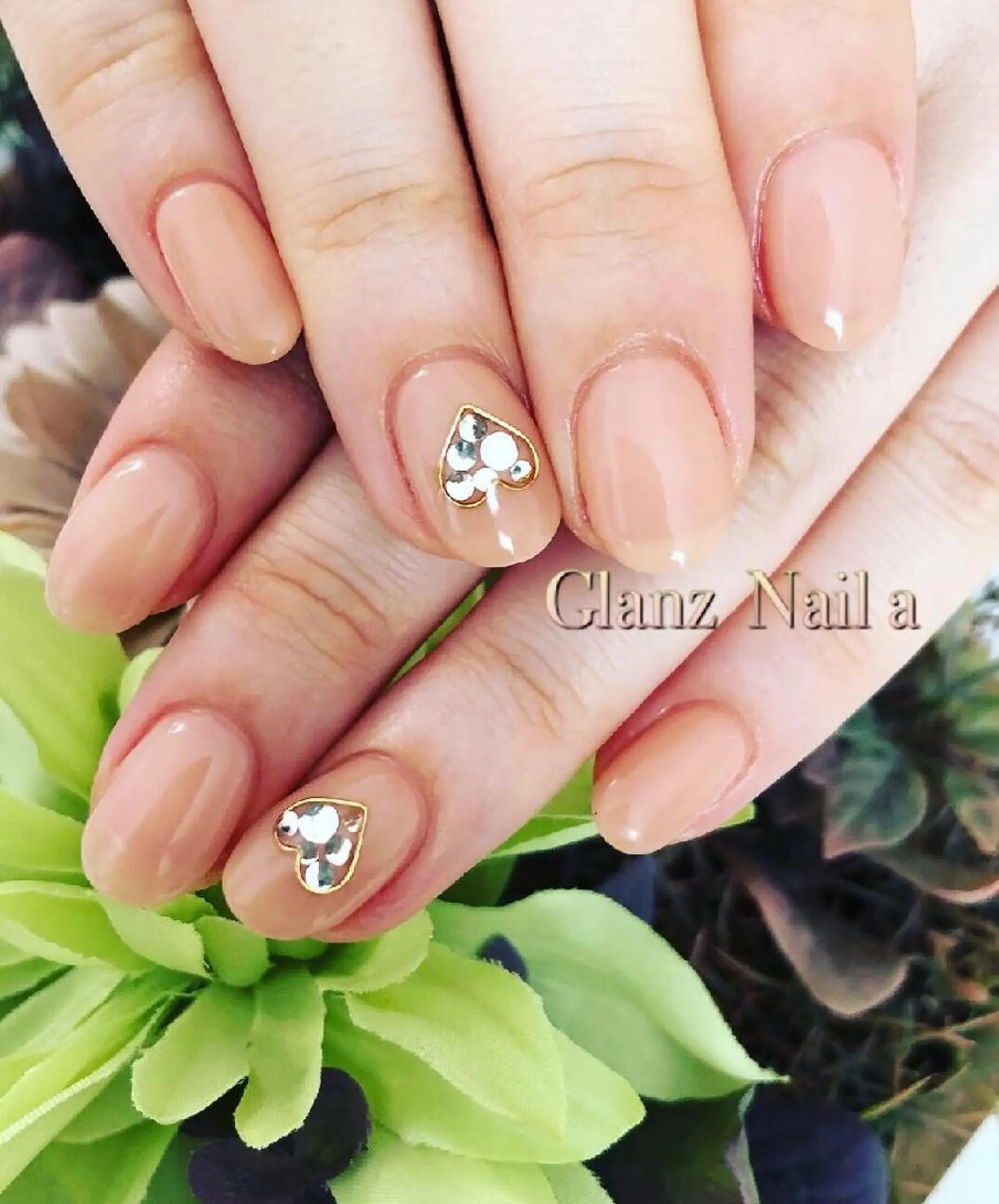 ネイル ハート ストーンネイル Glanz  Nail aのネイルデザイン