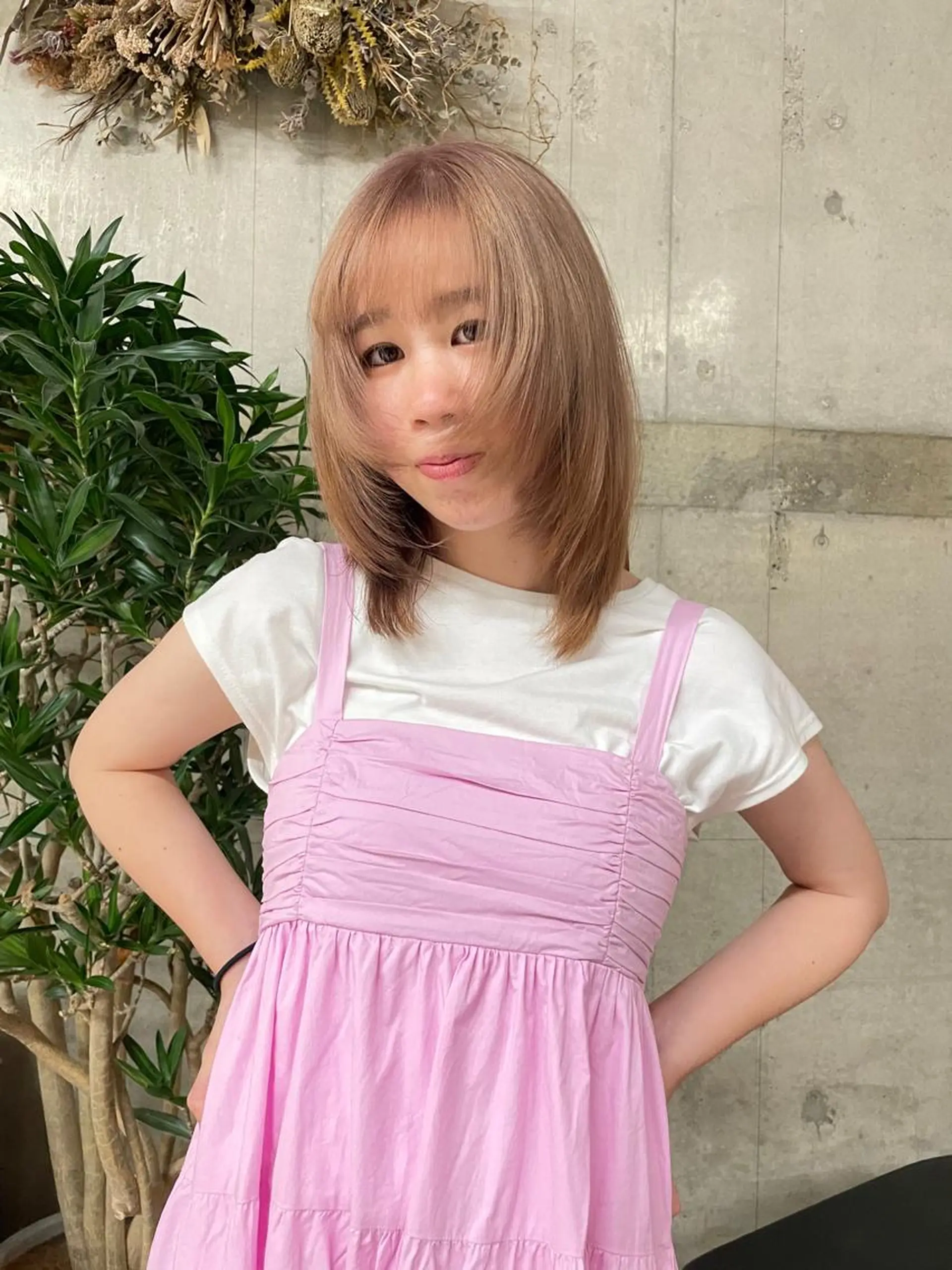 カラー wewe: momoeのヘアスタイル