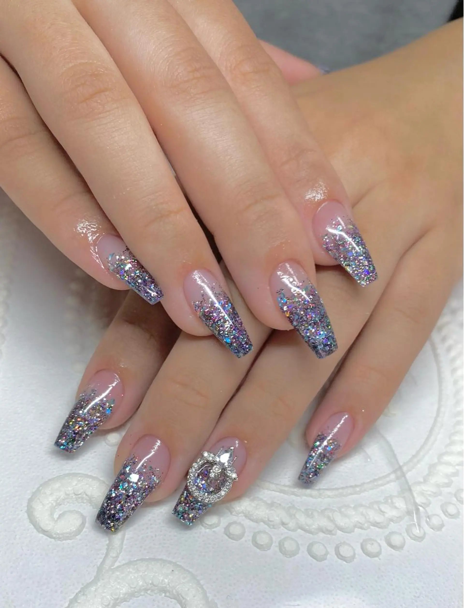 ミディアム ネイル ハンドネイル lune nail_2017のその他イメージ