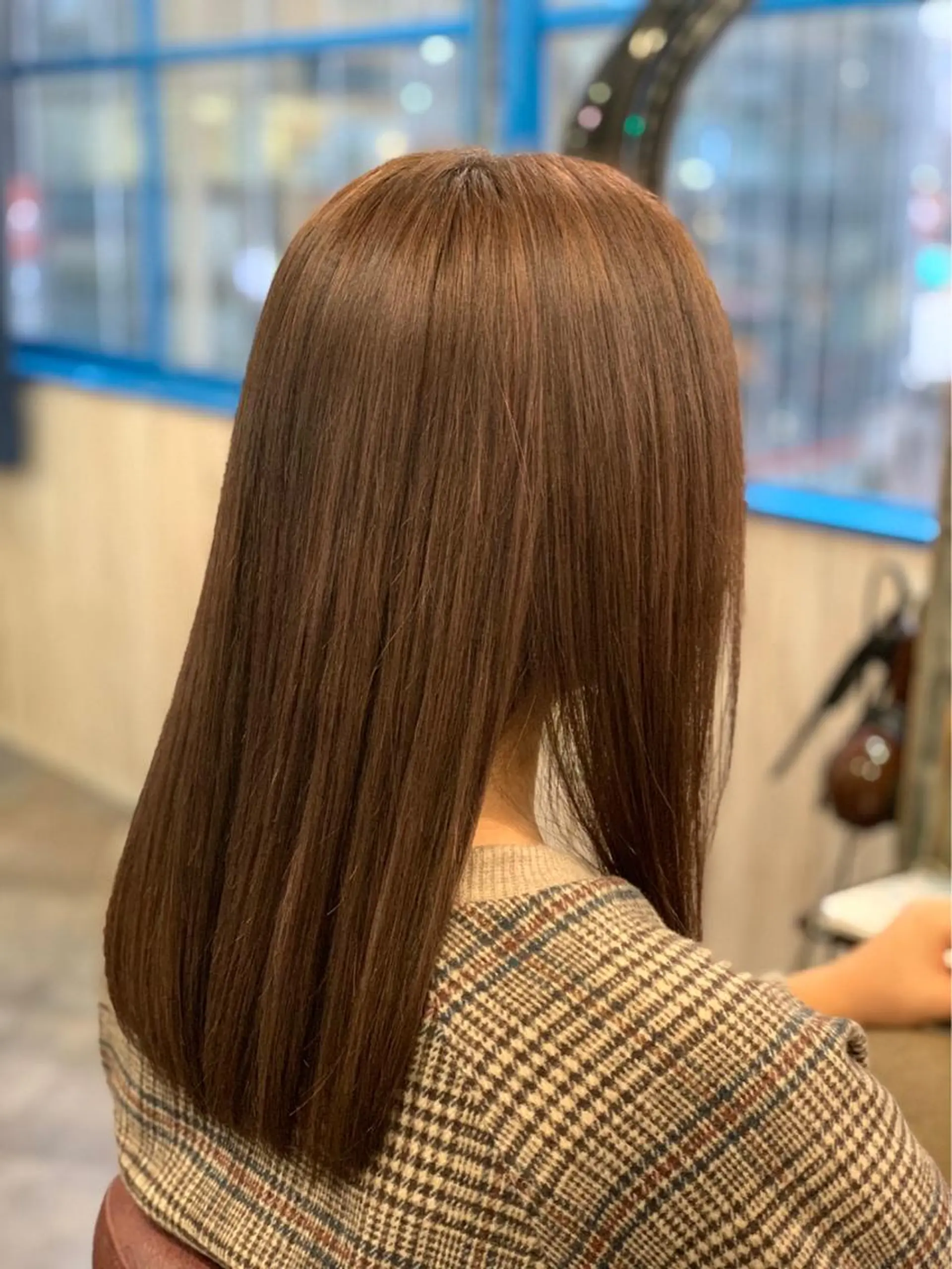 セミロング カットパーマ✂️ 小坂田玲亜のヘアスタイル