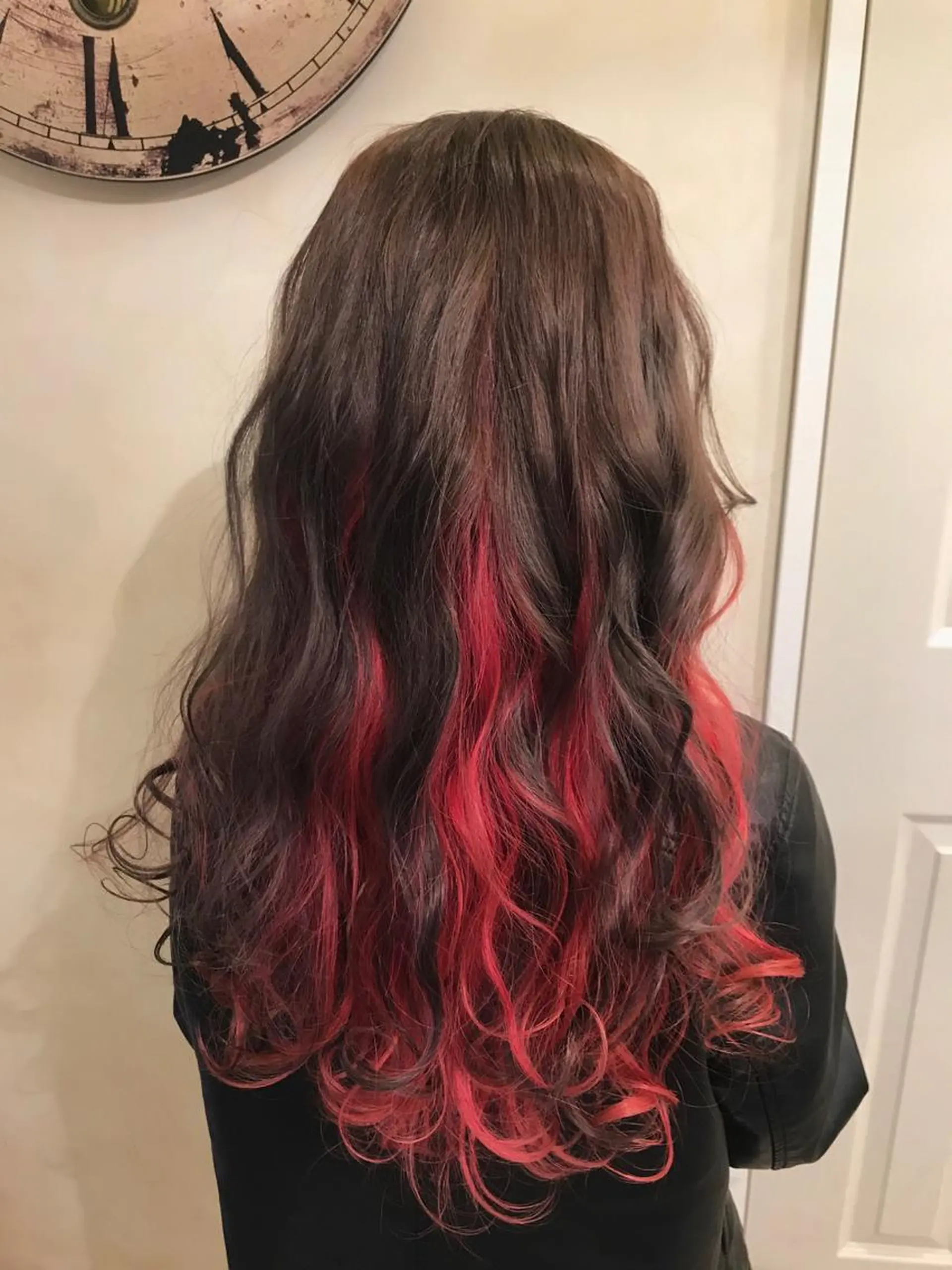 ロング カラー オーストヘアー ミコ所属・岩谷/ブリーチ 🫧透明感カラーのヘアスタイル