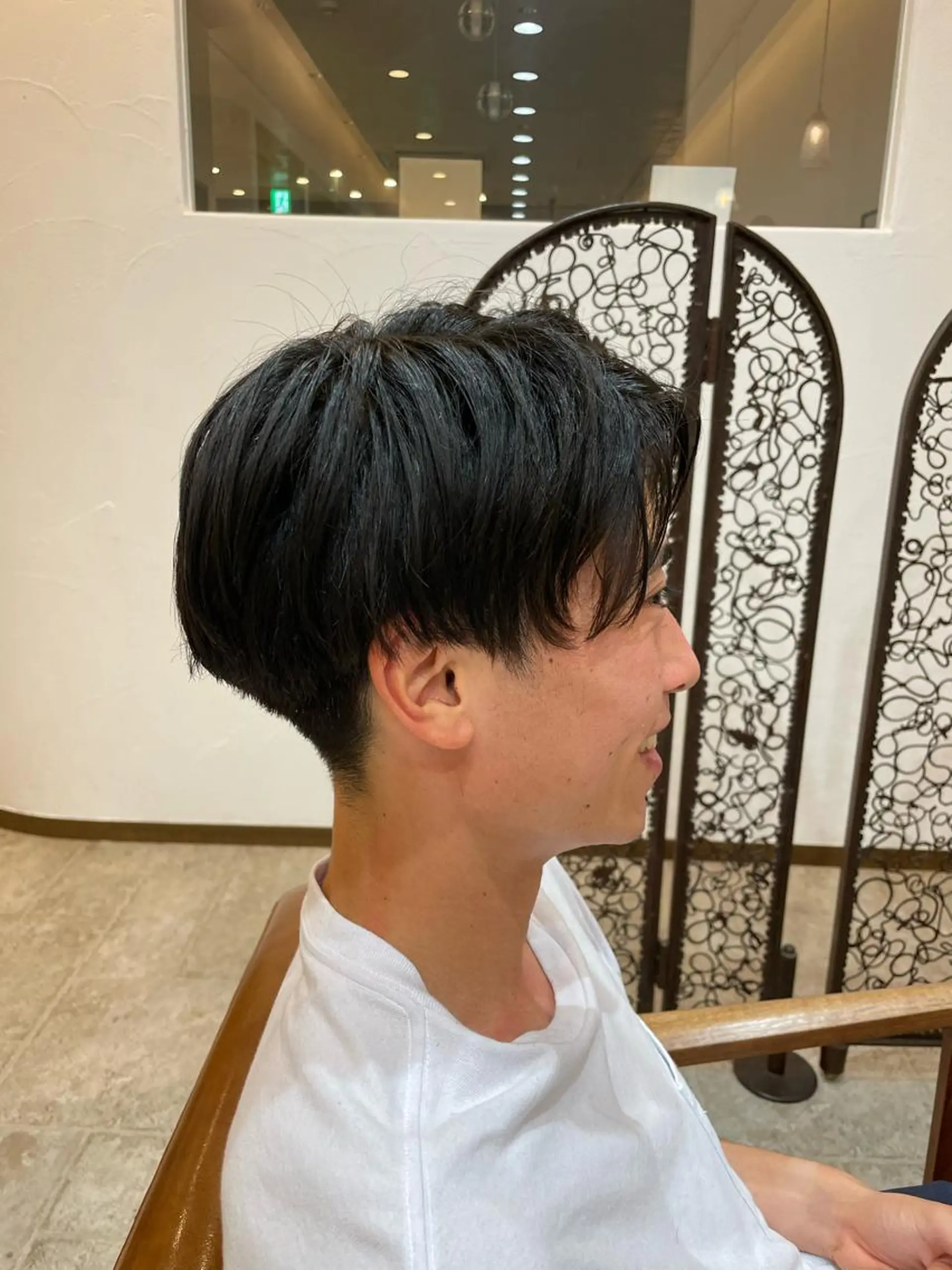 ショート メンズ CRESCENDO 本杉春菜のヘアスタイル