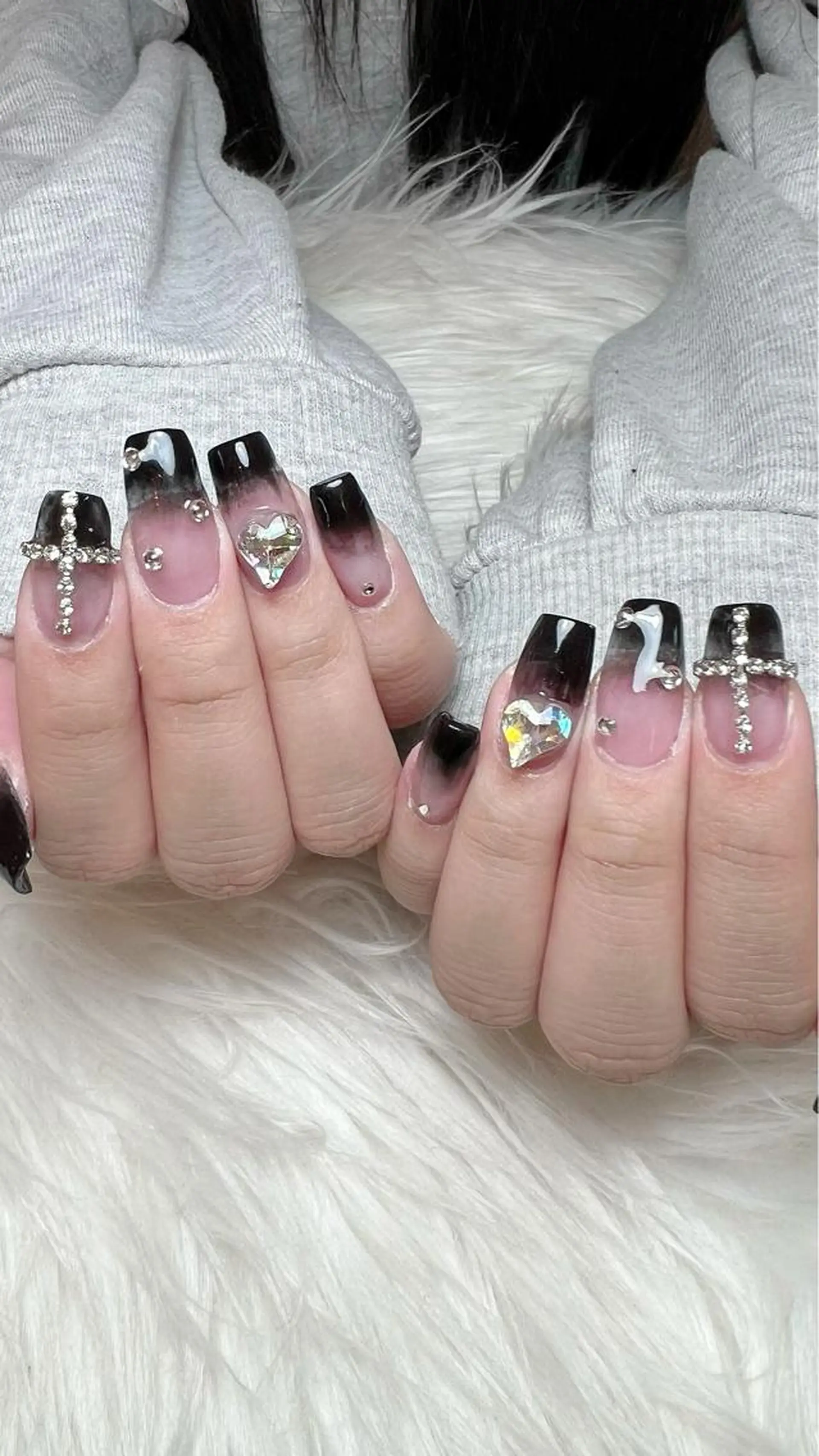 ネイル グラデーション スカルプネイル スクエアネイル ストーンネイル シェヌネイル JURAのネイルデザイン