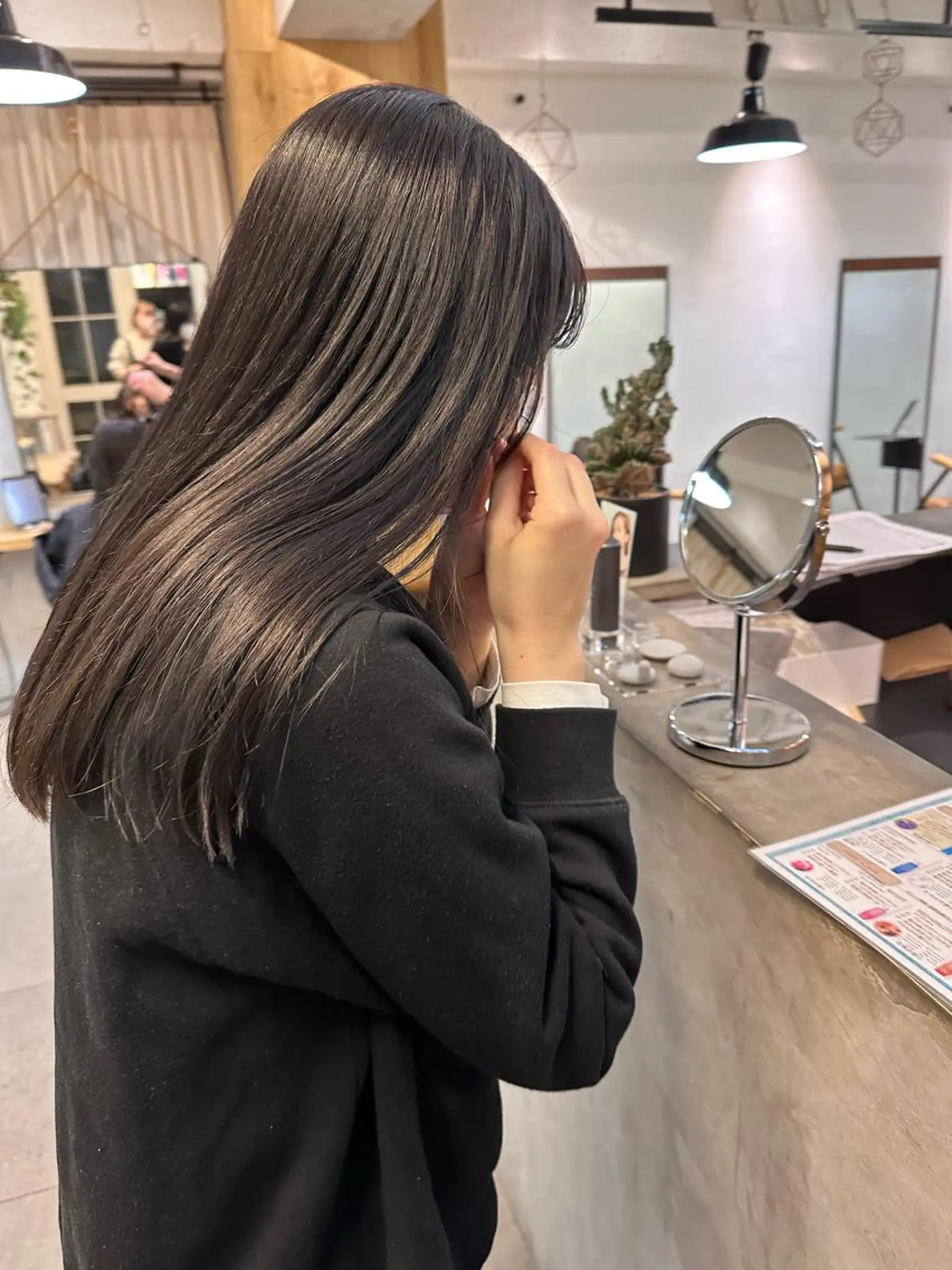 セミロング カラー REINA☁️透明感 カラー/ぷつっと♡のヘアスタイル