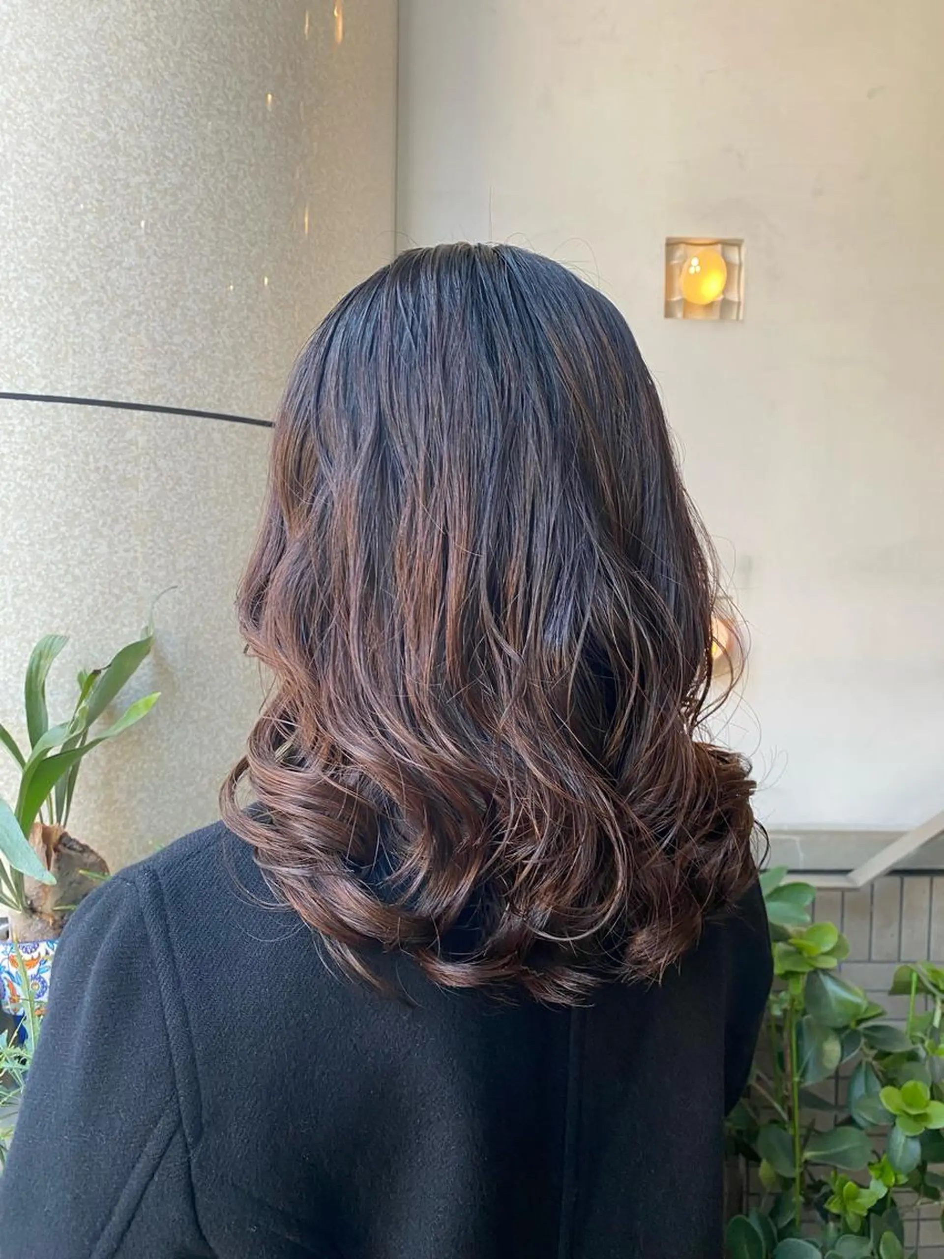 セミロング パーマ セミロングパーマ レイヤーカット デジタルパーマ 統括マネージャー/ 髪のドクター/前原悟のヘアスタイル