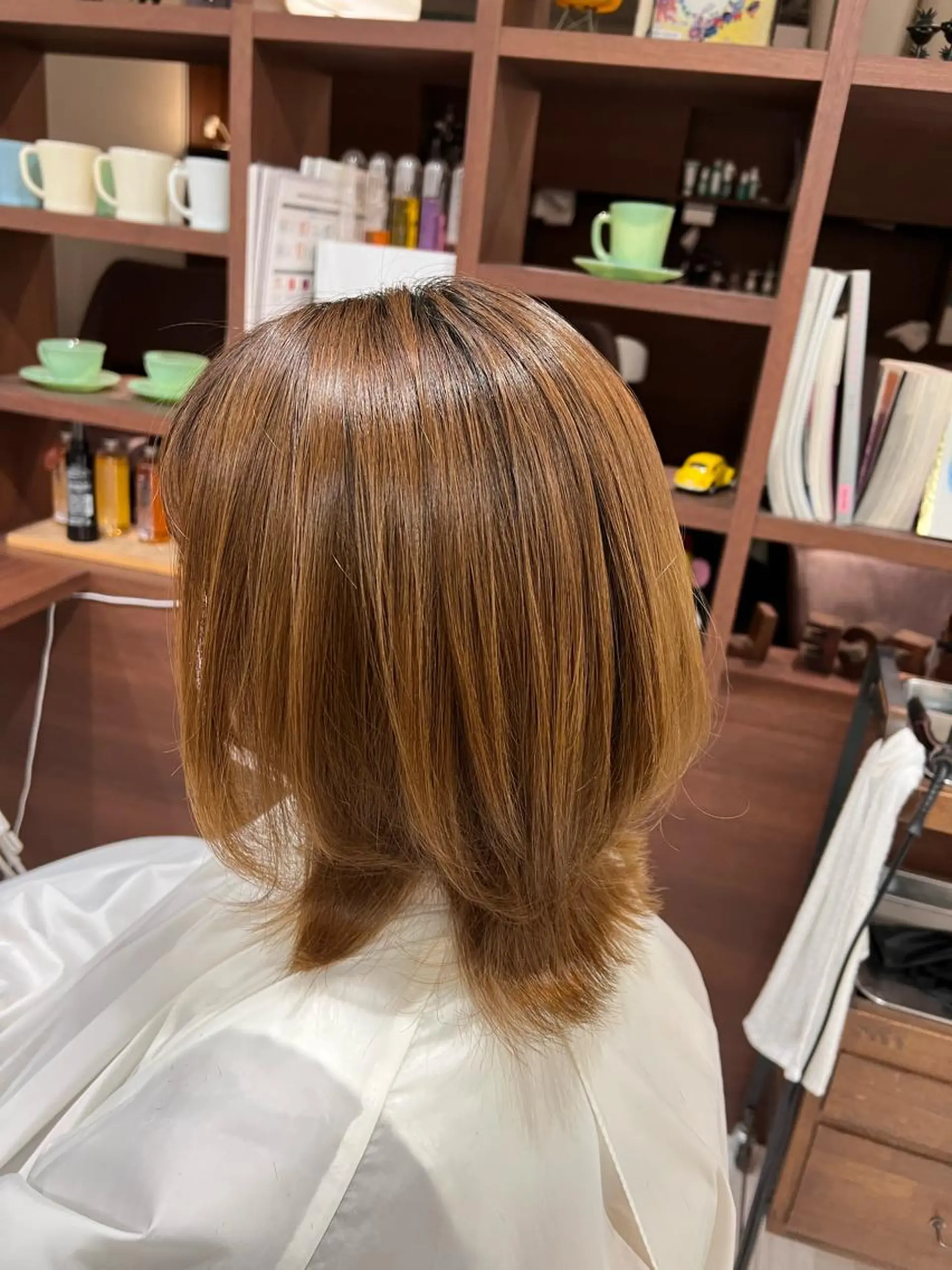 ミディアム 山崎 和花のヘアスタイル