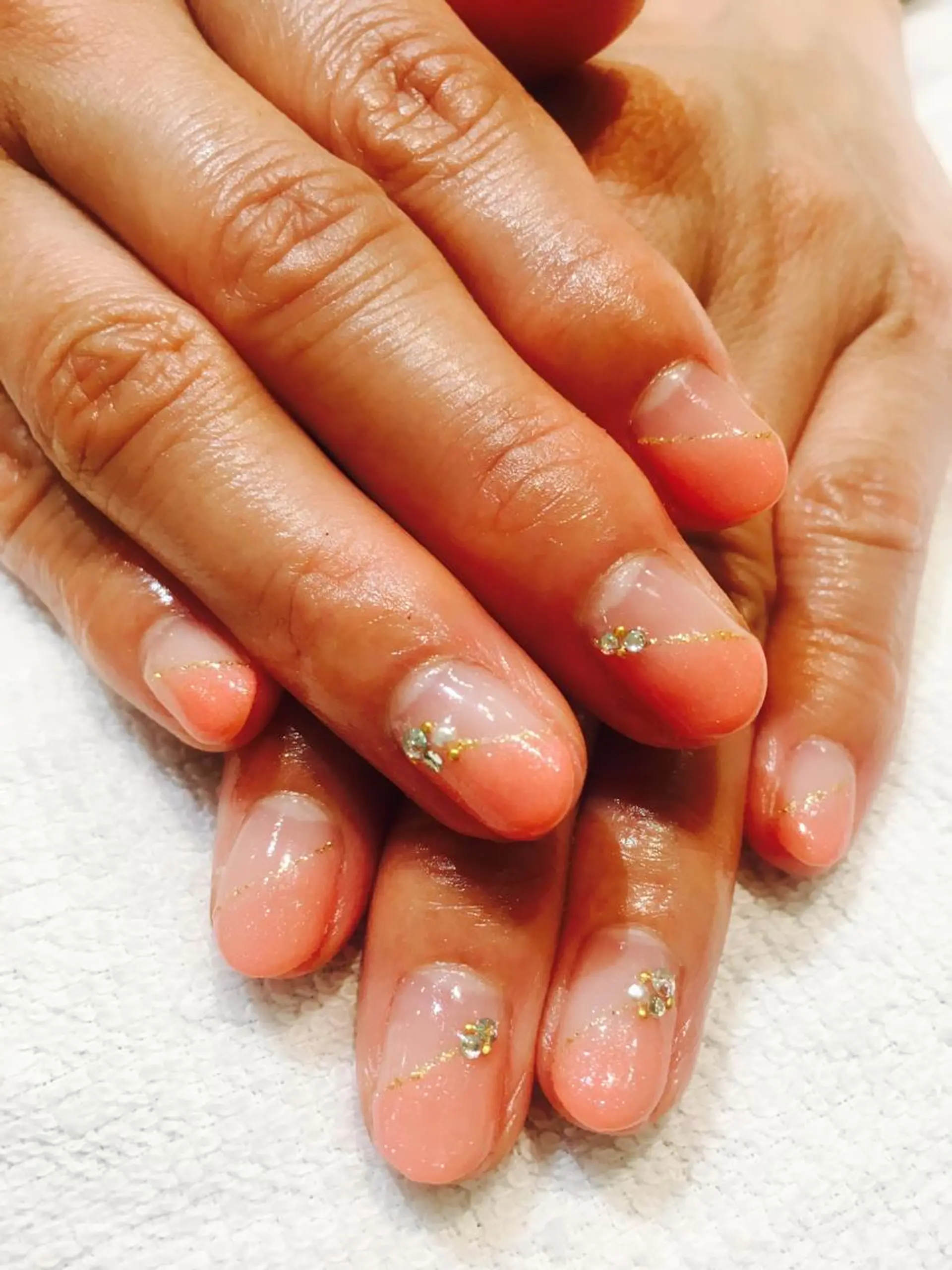 ネイル フレンチネイル 似合わせカラー✨人気 荻窪🌈川端風子のヘアスタイル