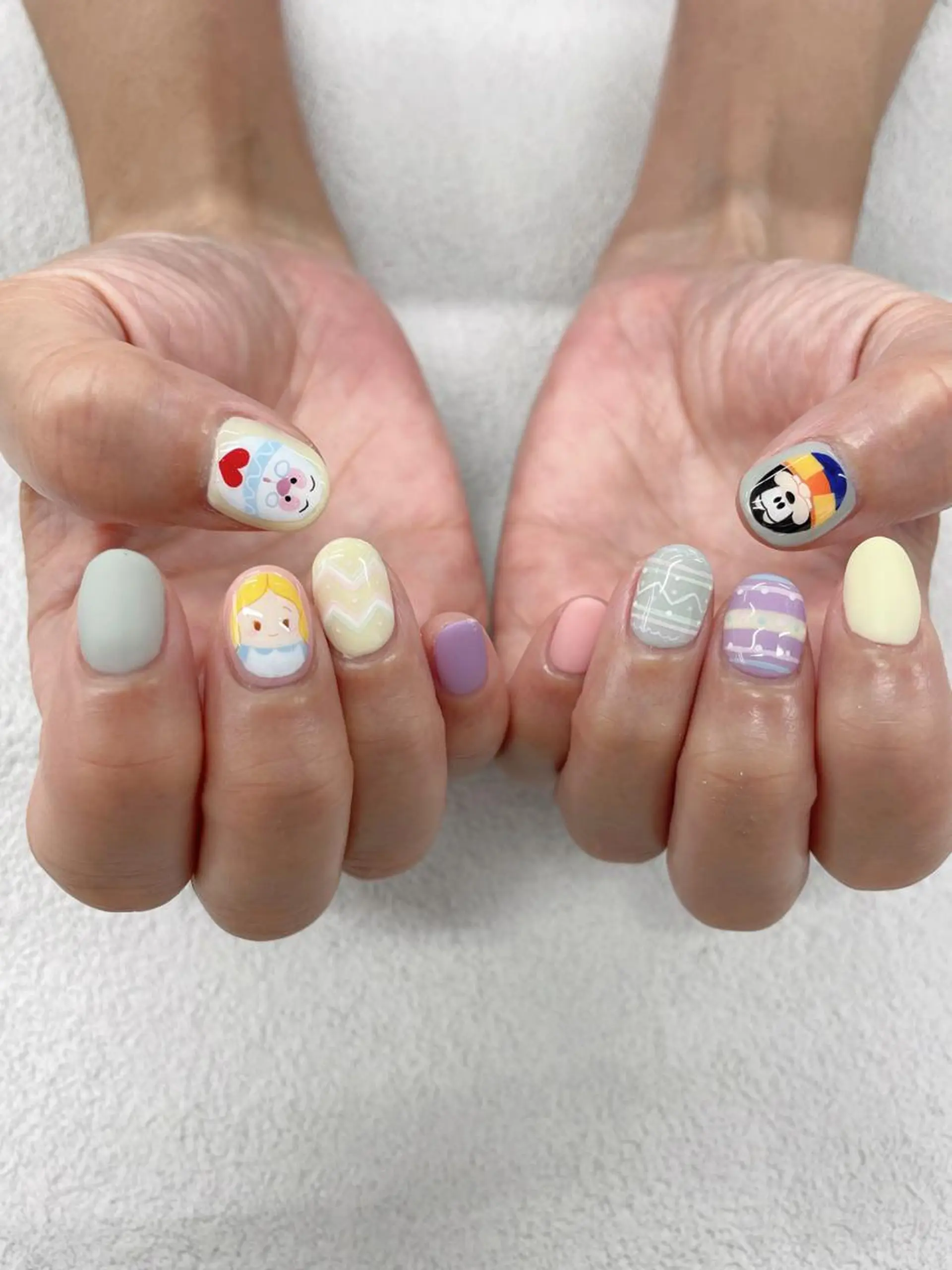 ネイル イースター ハンドネイル ハンドケア NAIL SALON le'ana所属・NAIL SALON le'anaのネイルデザイン