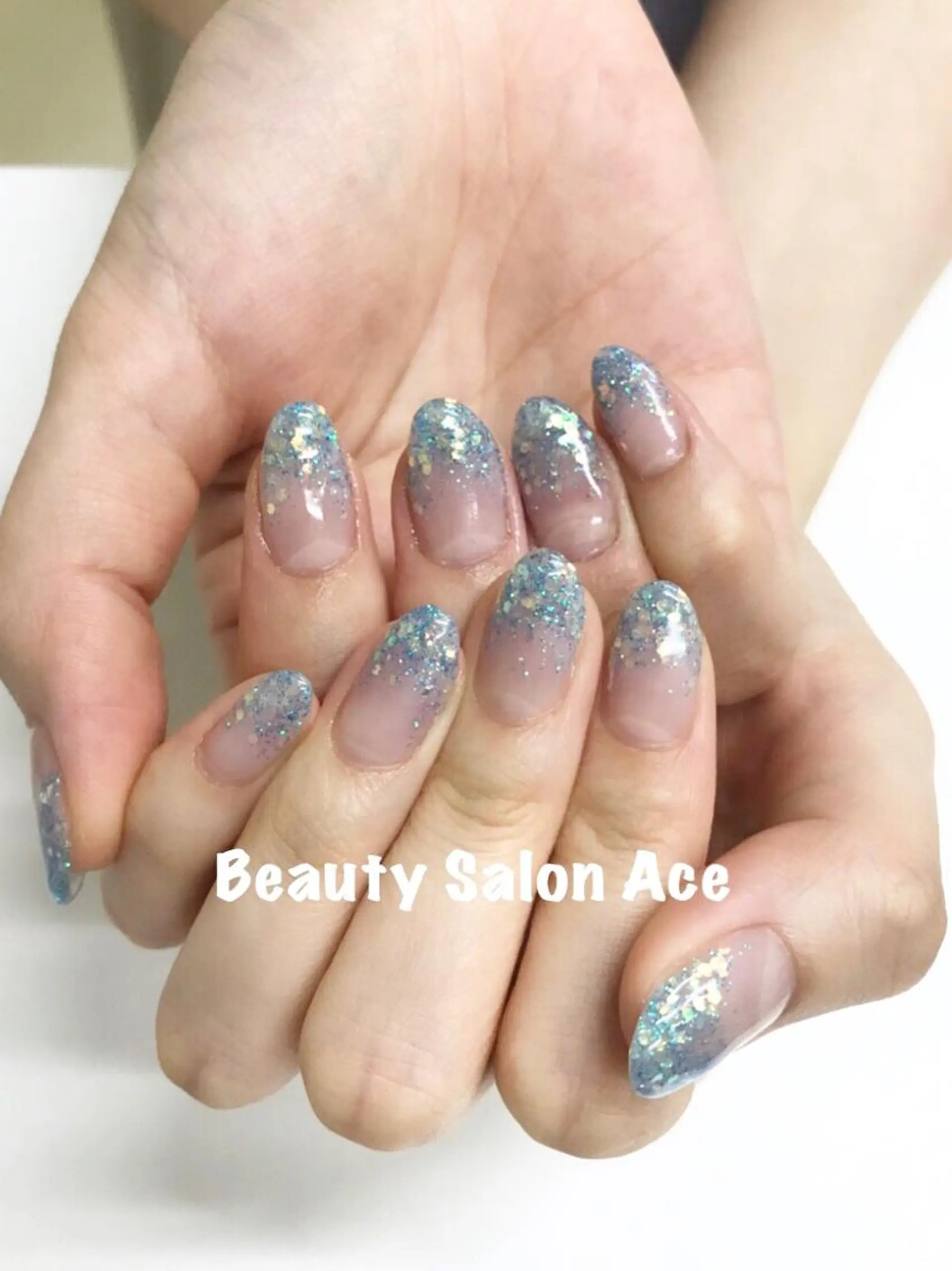 ネイル グラデーション ラメ(グリッター) ラメグラデーション Beauty Salon Ace（ネイルサロン　エース）所属・池袋フィルイン Ace♡長さだしのネイルデザイン