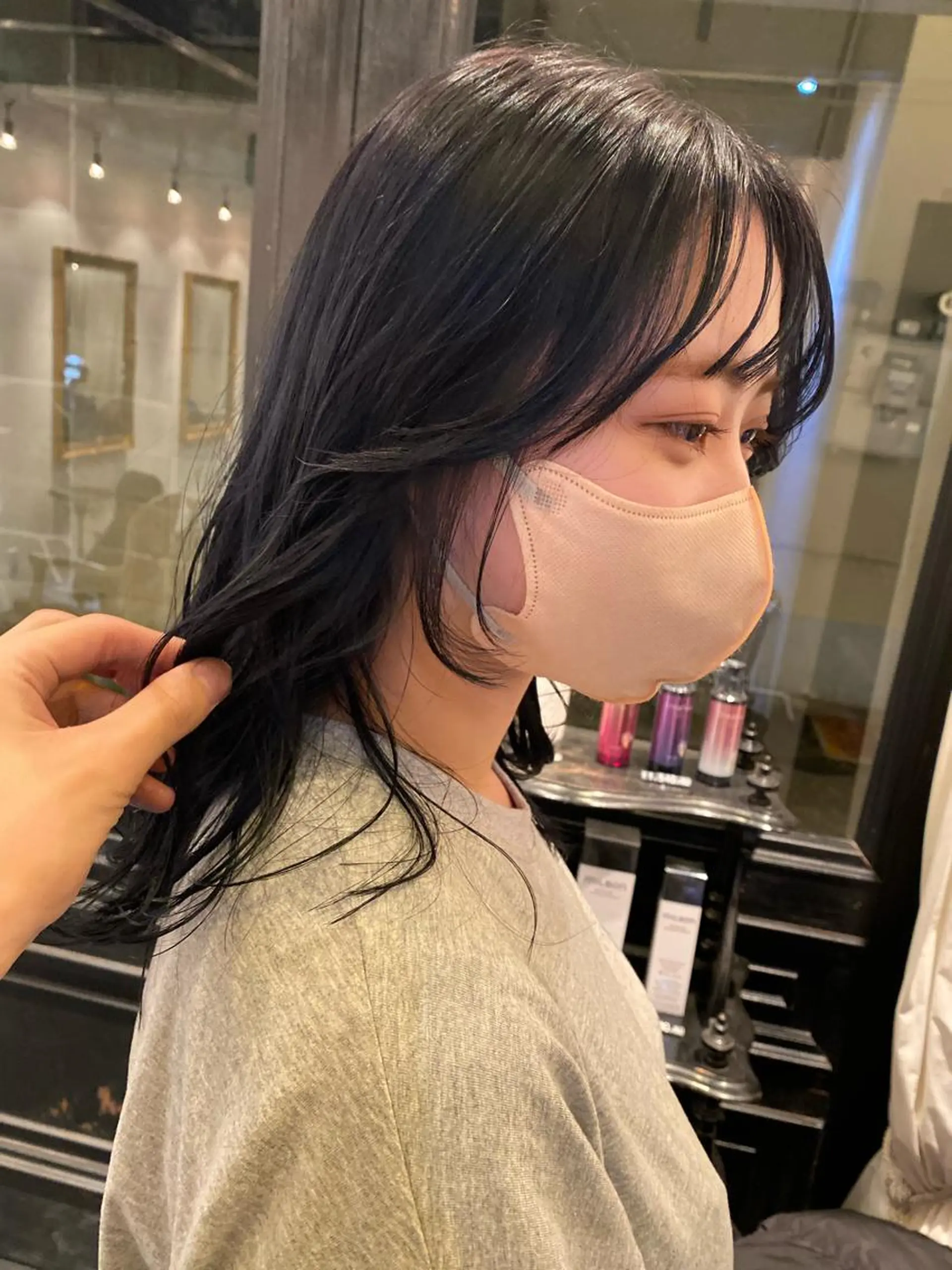 ロング カラー 黒髪 ブルーカラー ブルーブラック 韓国風ヘア tonari 梅田、中崎町のヘアスタイル