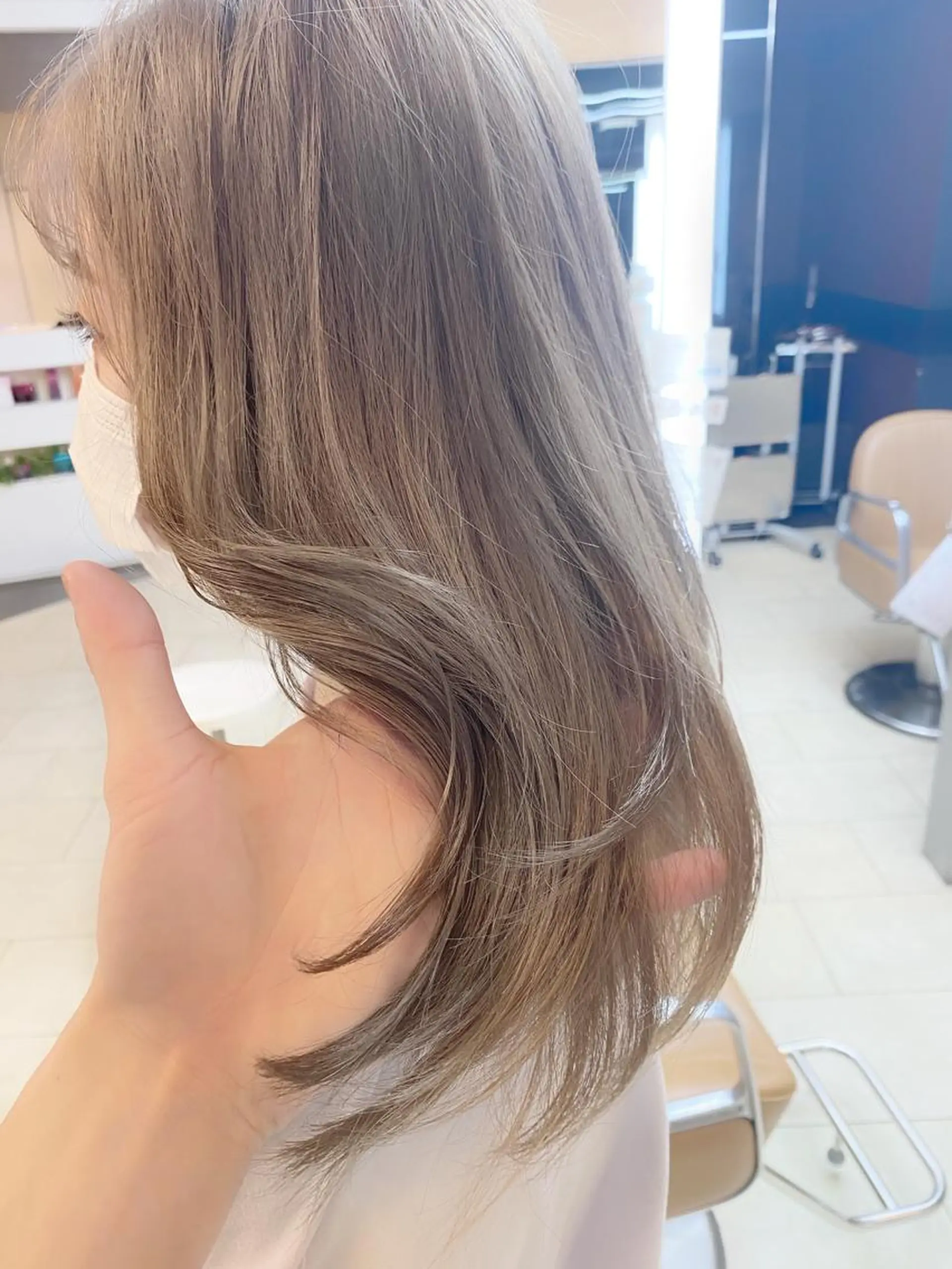 セミロング カラー ヘアカラー トリートメント レイヤー/ベージュ カラー/ハシモトのヘアスタイル