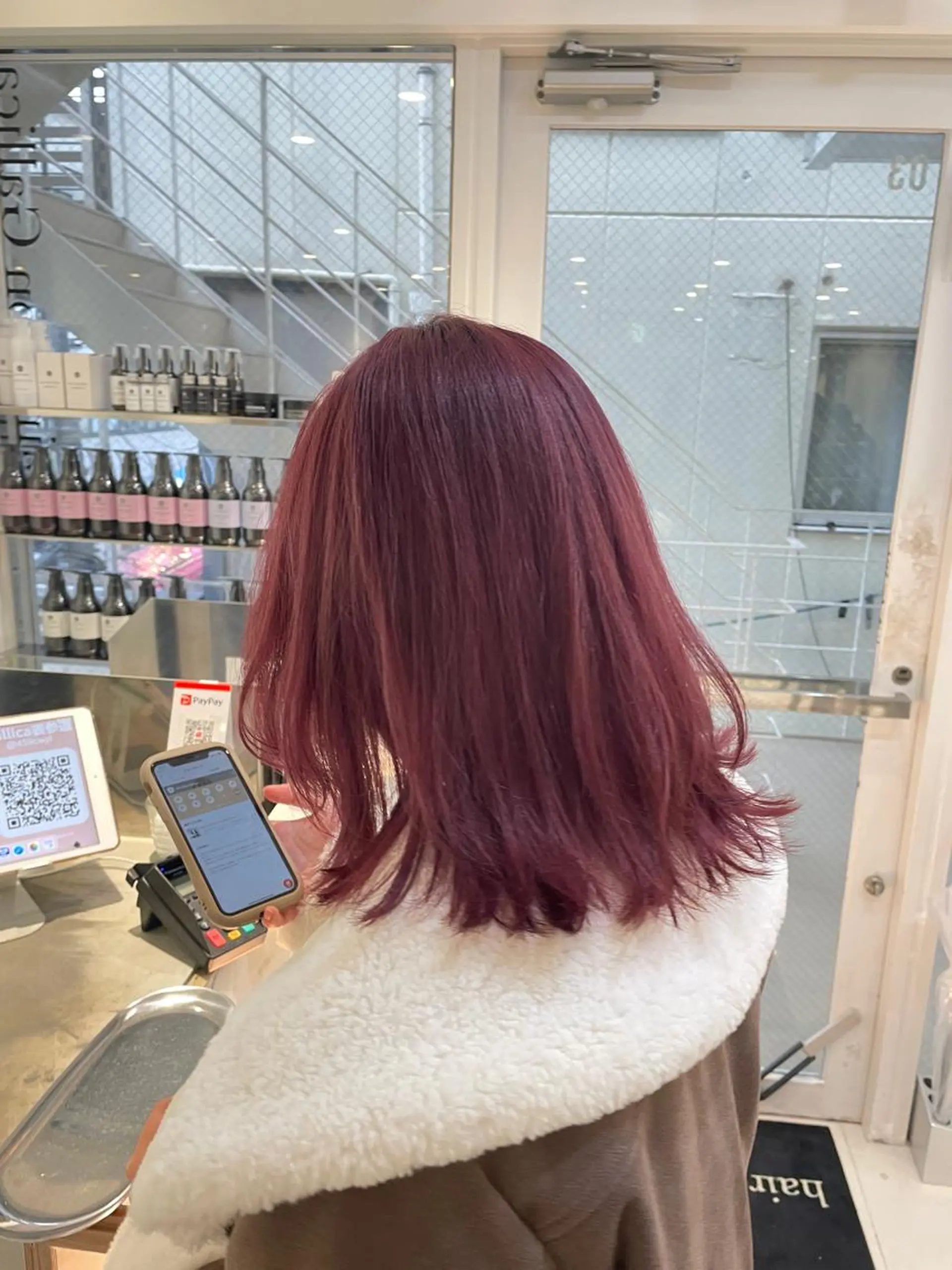 セミロング カラー ヘアアレンジ ピンクカラー ヘアカラー トリートメント ヘッドスパ ヘアセット 艶髪✨寒色カラー✨ 翁長孝輔のヘアスタイル