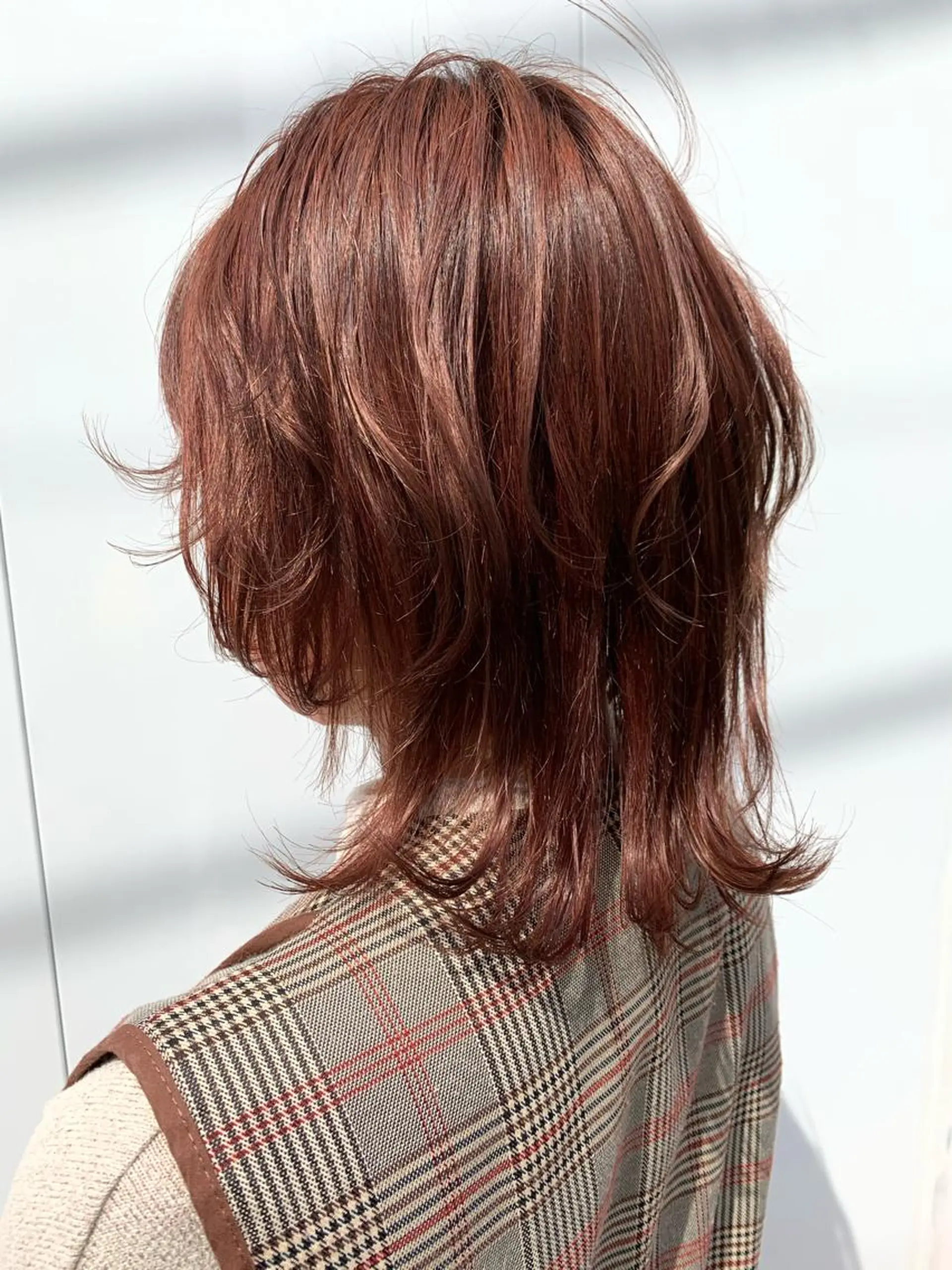 セミロング ウルフカット ヘアカラー トリートメント 髪質改善🌈 tomomiのヘアスタイル