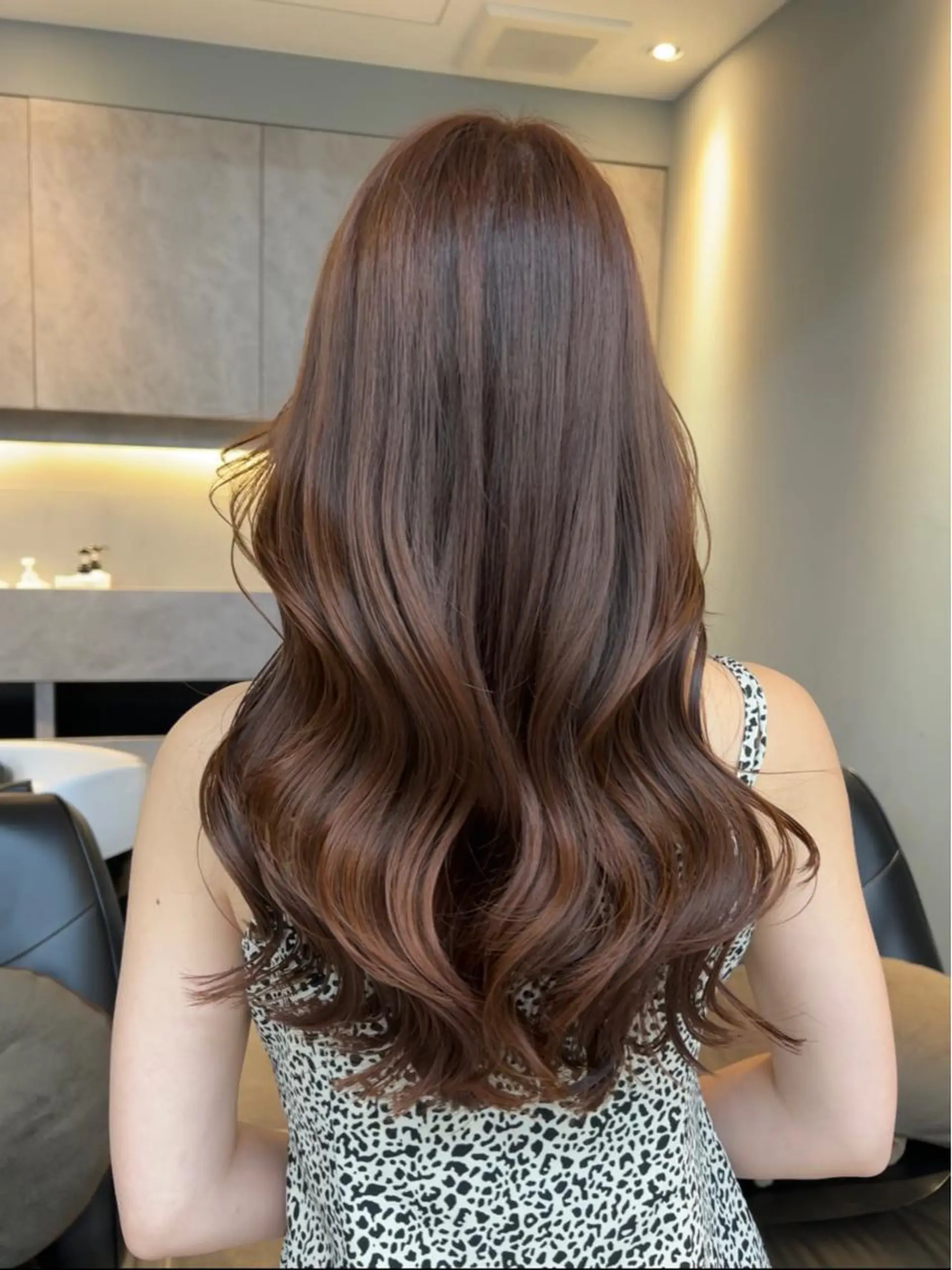 セミロング ピンクブラウン カット ヘアカラー 🫧髪質改善•艶カラ ー特化🫧谷奥甲太のヘアスタイル