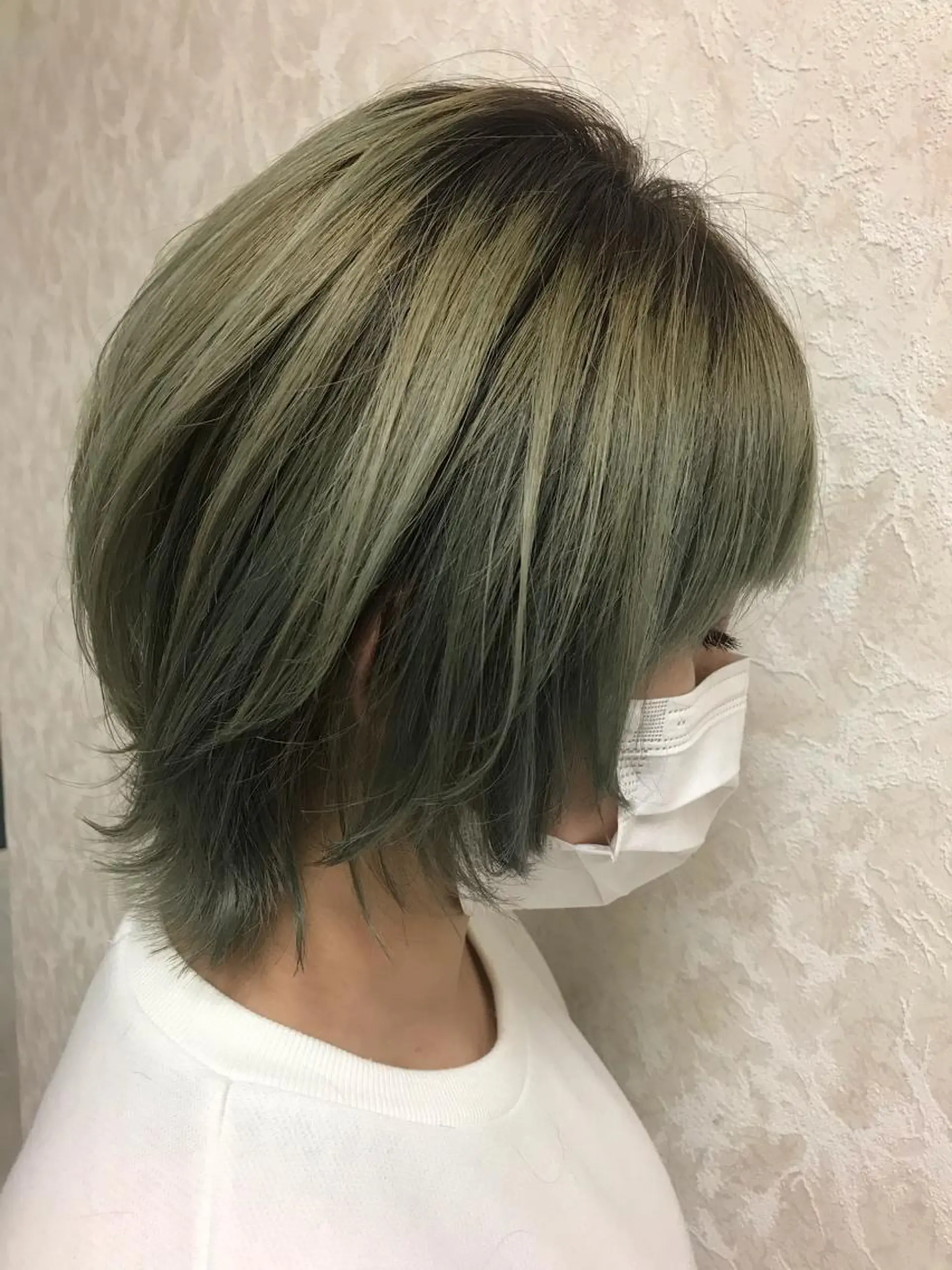 ショート カラー ハイトーンカラー ウルフカット カット ヘアカラー トリートメント ブリーチ/髪質改善/ レイヤー/YUTO‎のヘアスタイル
