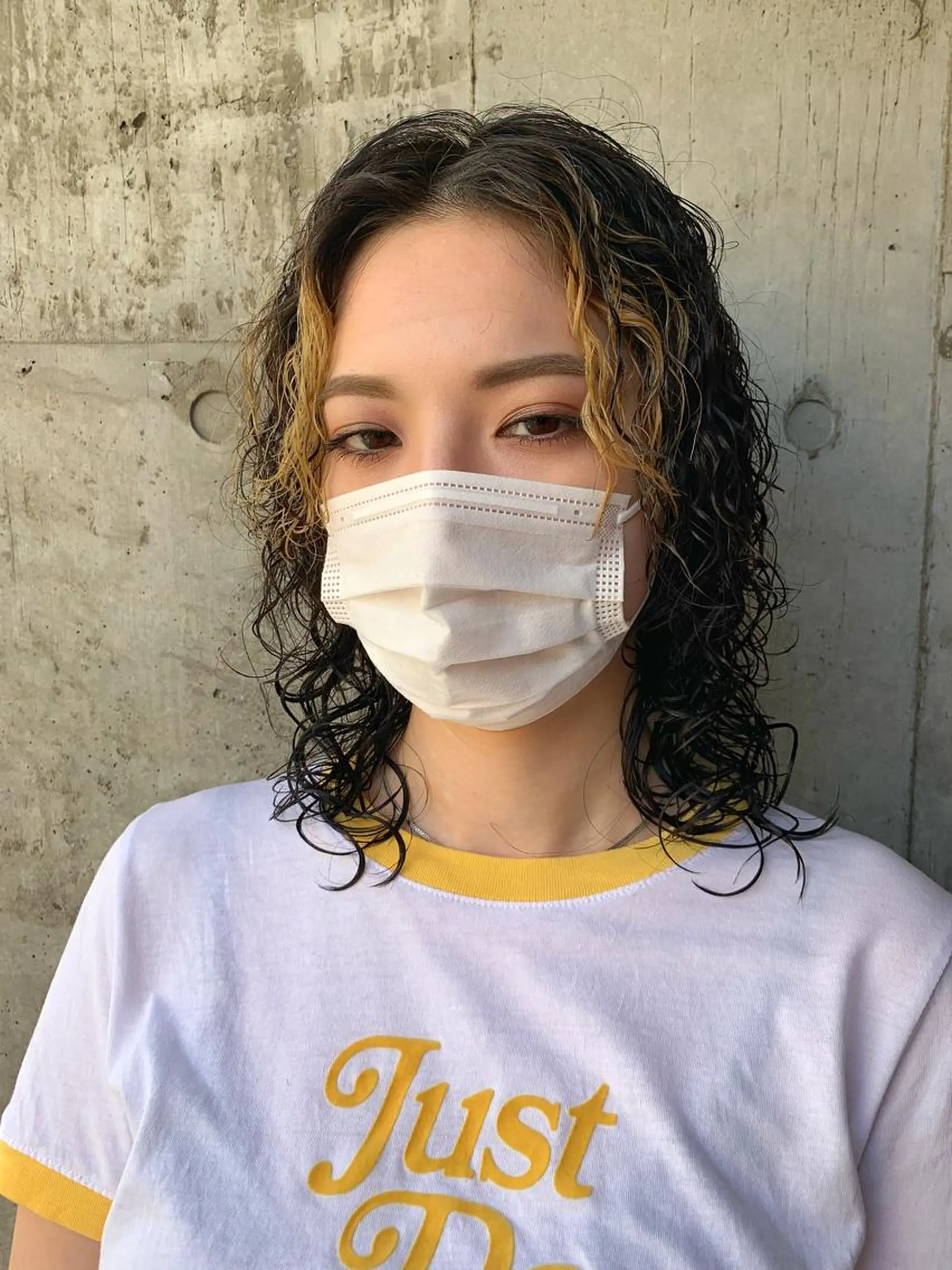 ミディアム ミディアムパーマ カット パーマ ハイトーンNo.1✨ パーマ✨イマイタツヤのヘアスタイル