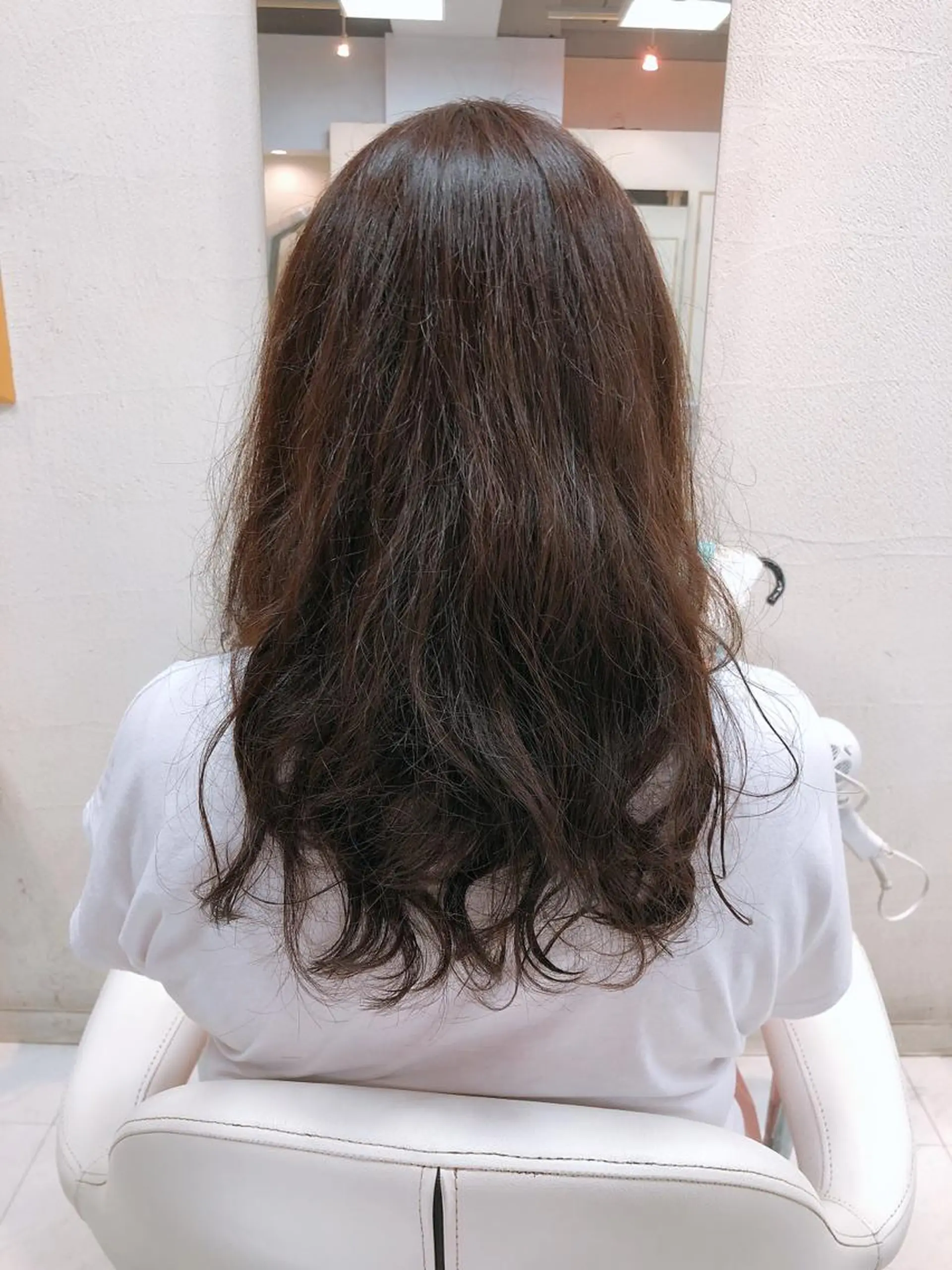 ロング 阿部 美咲のヘアスタイル