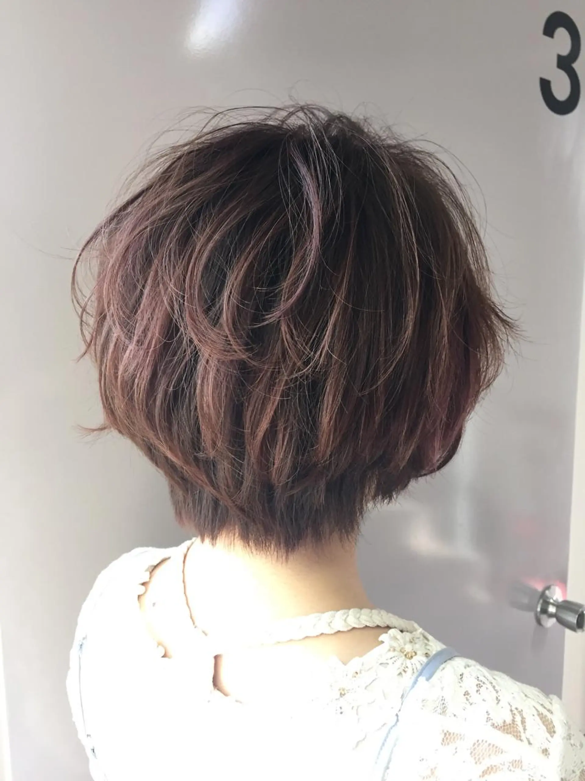 ショート カラー ショートボブ ベージュカラー ピンクカラー ピンクベージュ ボブ 新宿/髪質改善/ 美髪矯正✨浅江通友のヘアスタイル