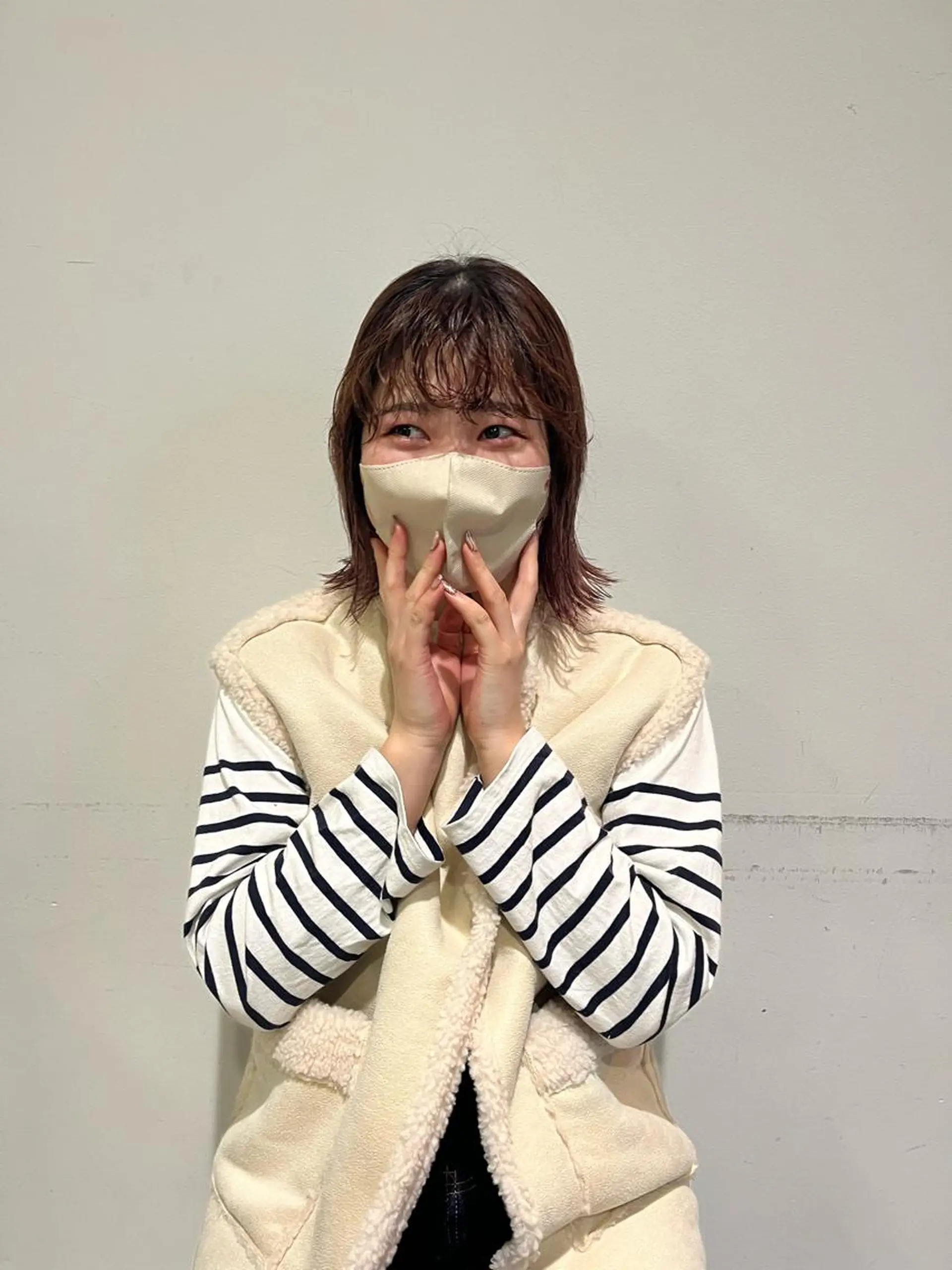 ミディアム 西崎 満里奈のヘアスタイル