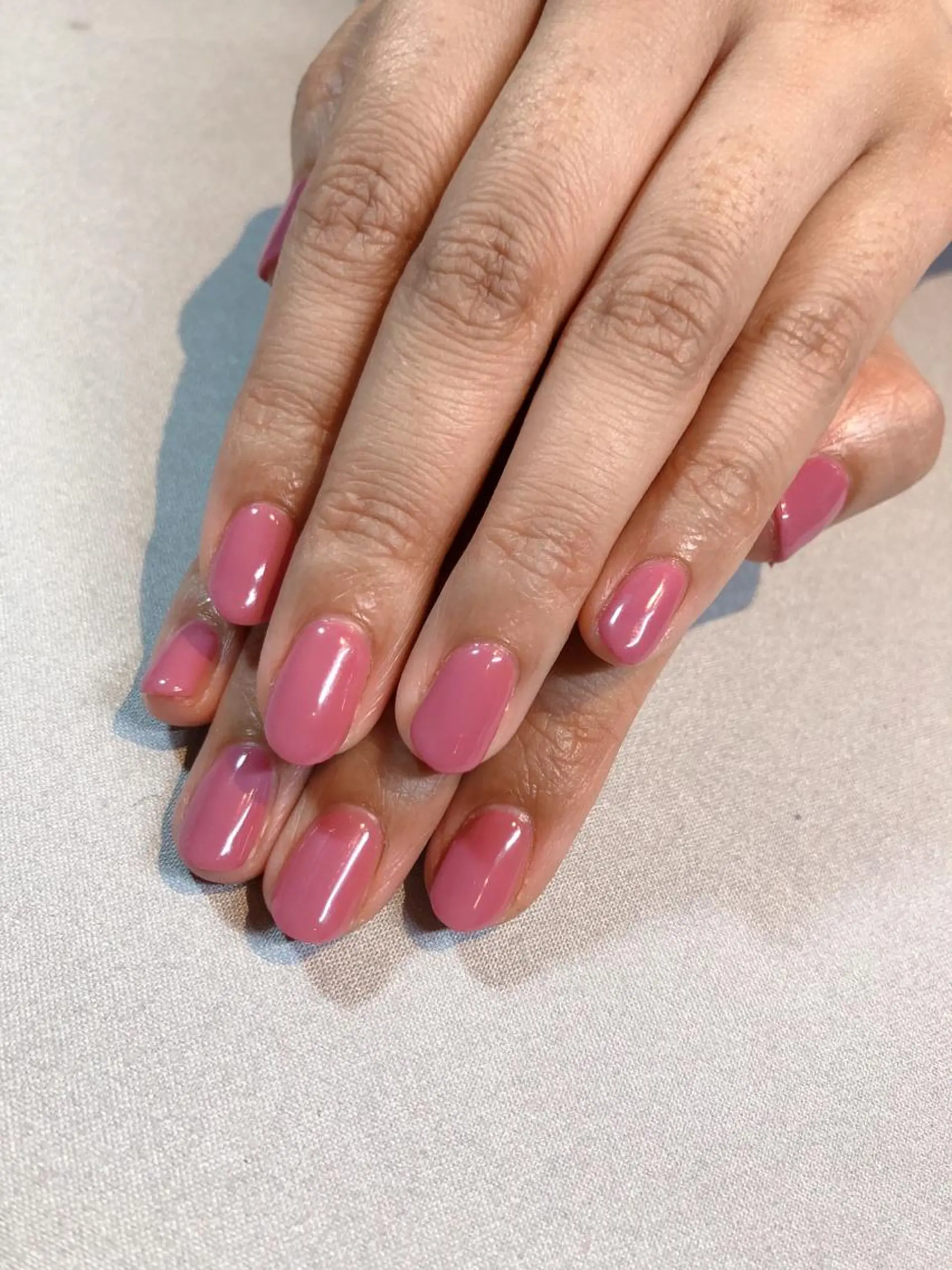 ネイル iiloo aromaworksのネイルデザイン