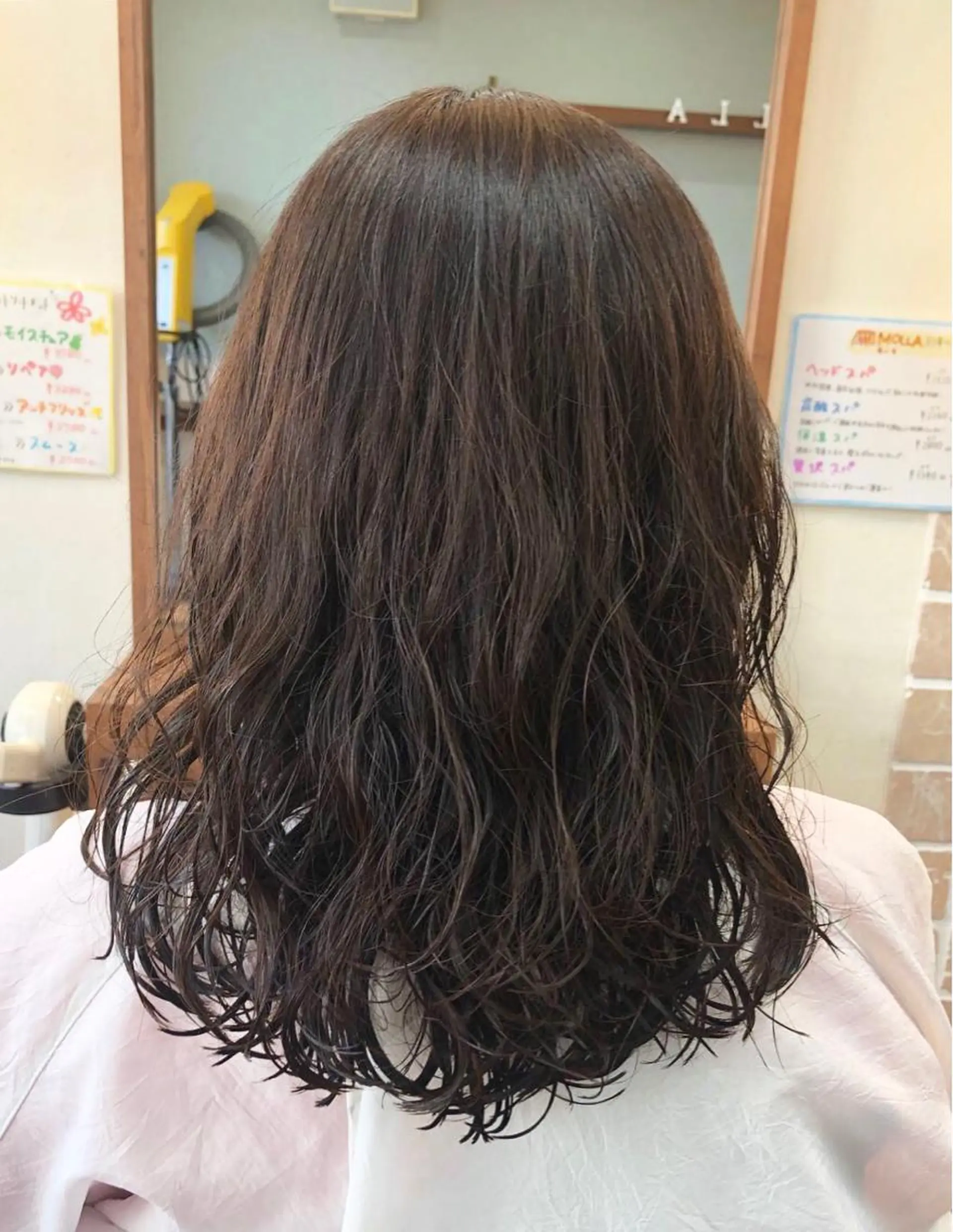 パーマ 大野 まゆのヘアスタイル