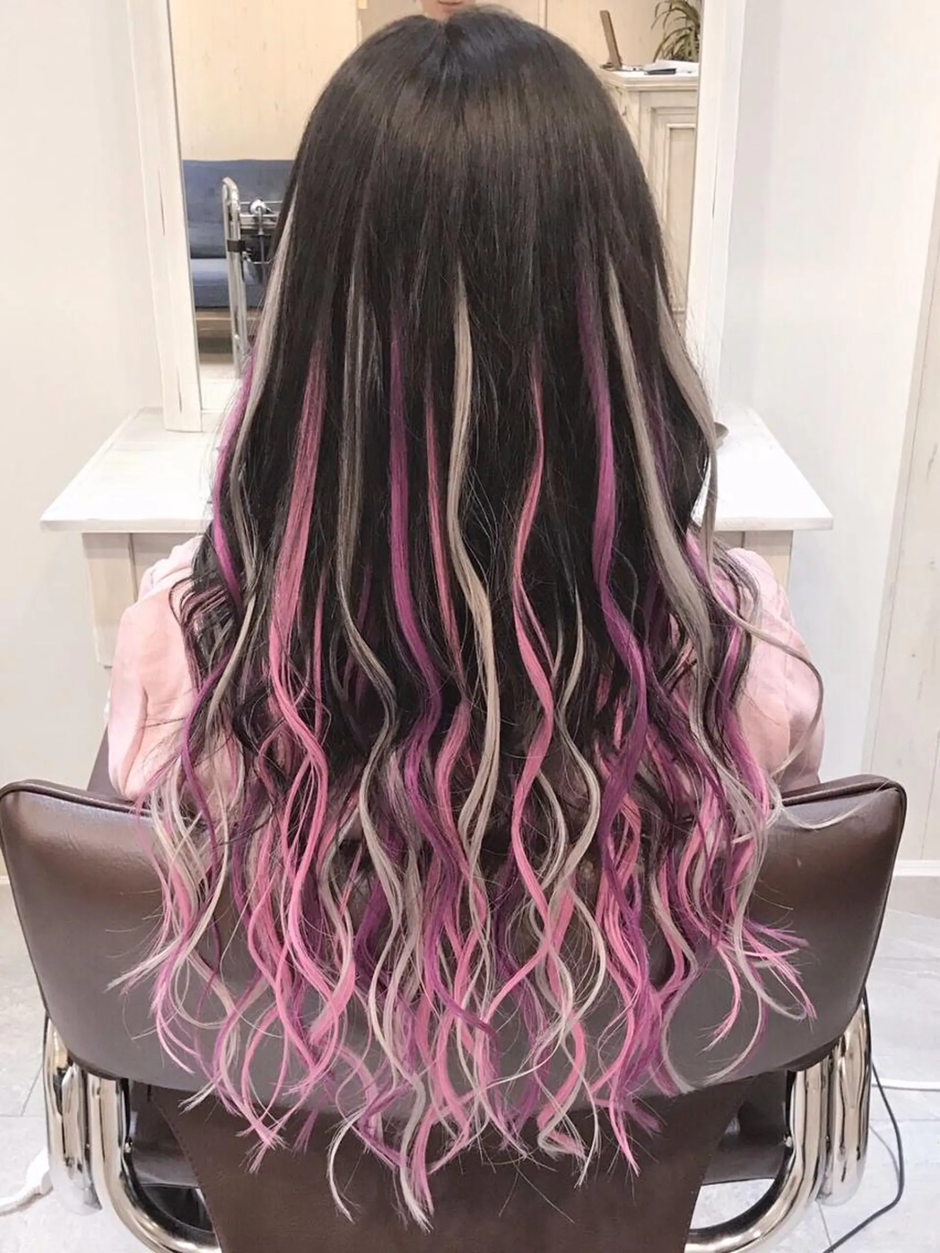 ロング カラー パーマ ヘアアレンジ Device ディバイスのヘアスタイル