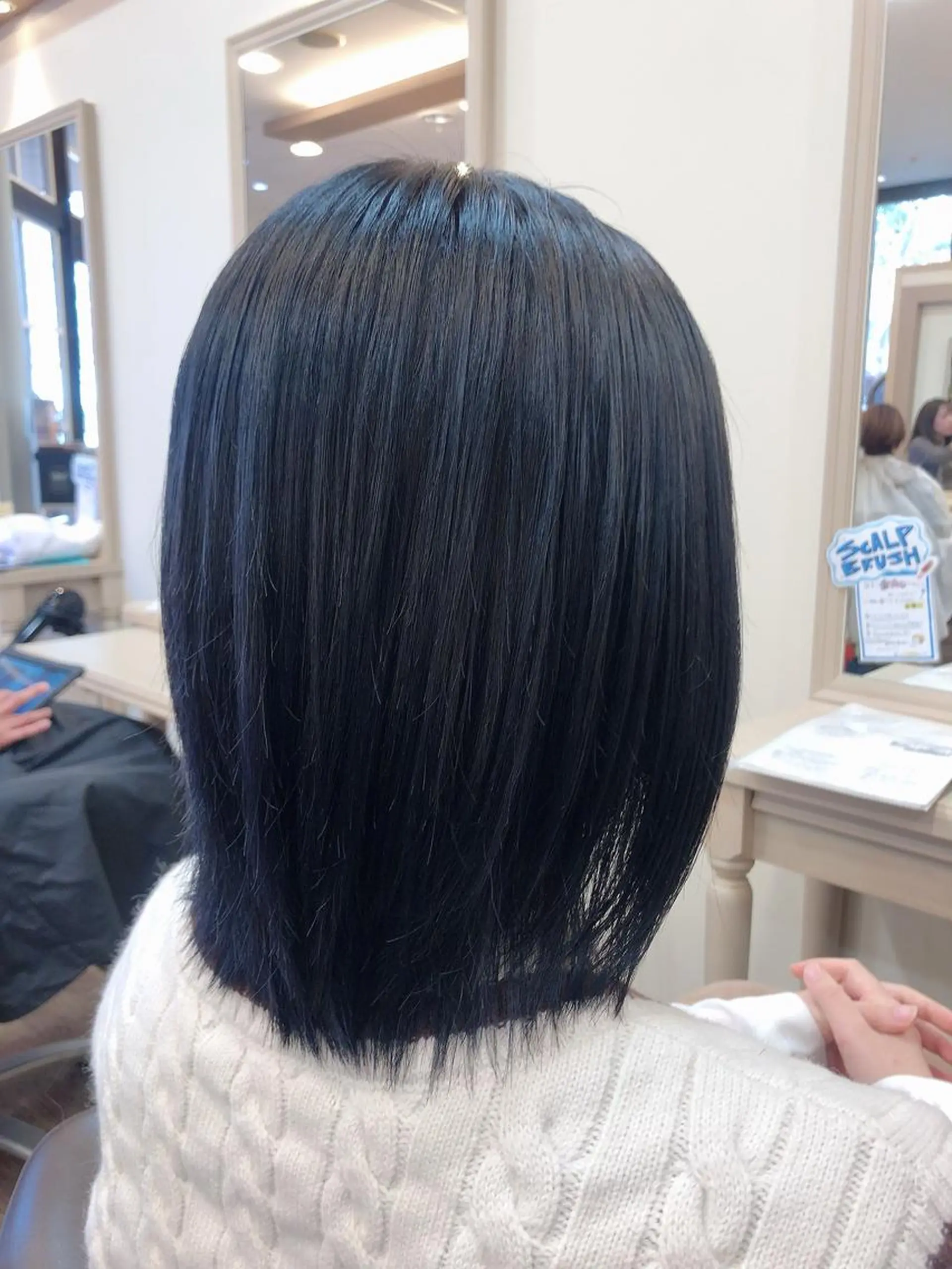 ショート カラー アディクシーカラー 黒髪 ブルーカラー ブルーブラック ヘアカラー 尚平 40代からの 髪質改善専門のその他イメージ