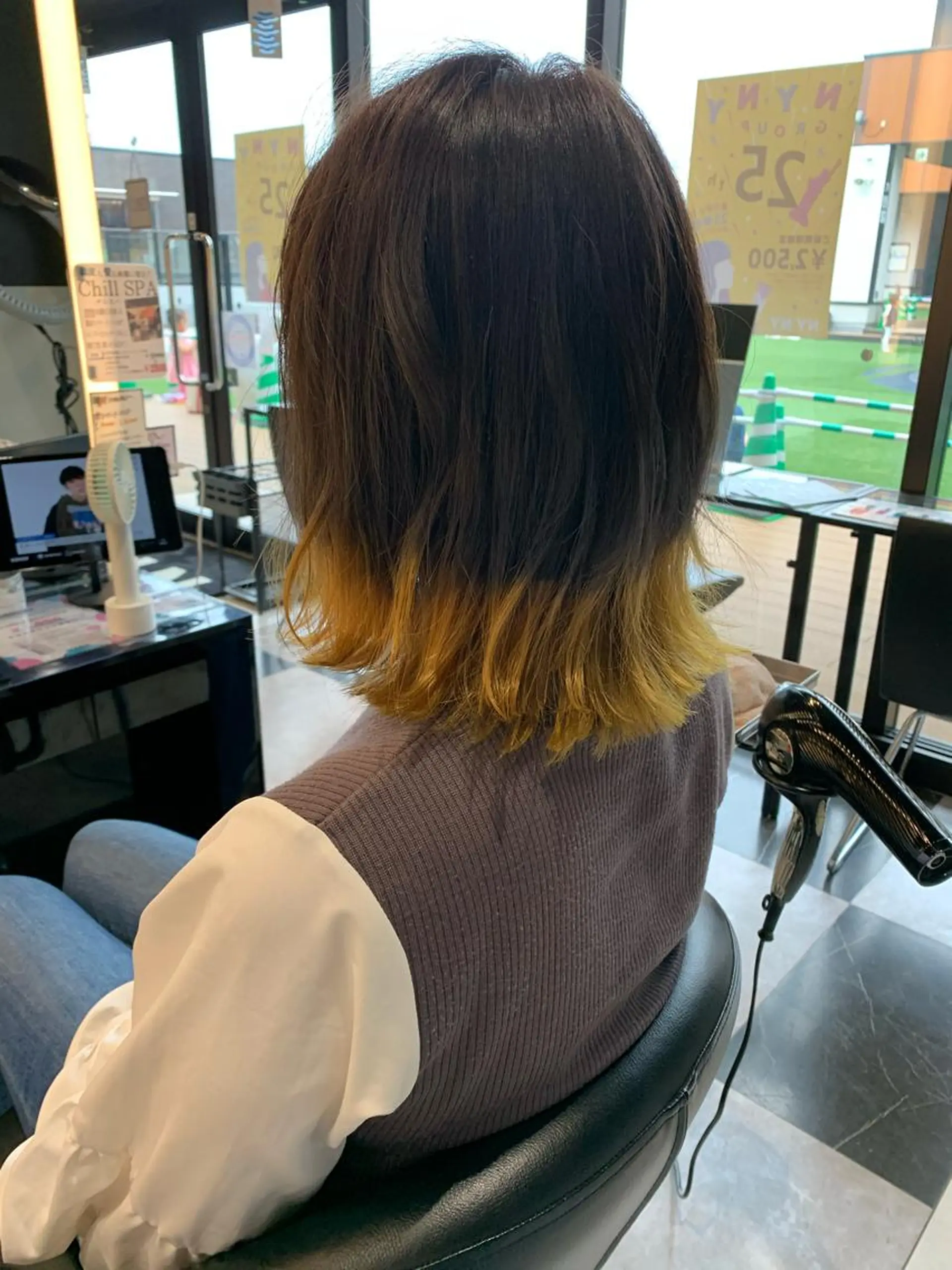 ミディアム カット ヘアカラー トリートメント 中村 侑弘のヘアスタイル