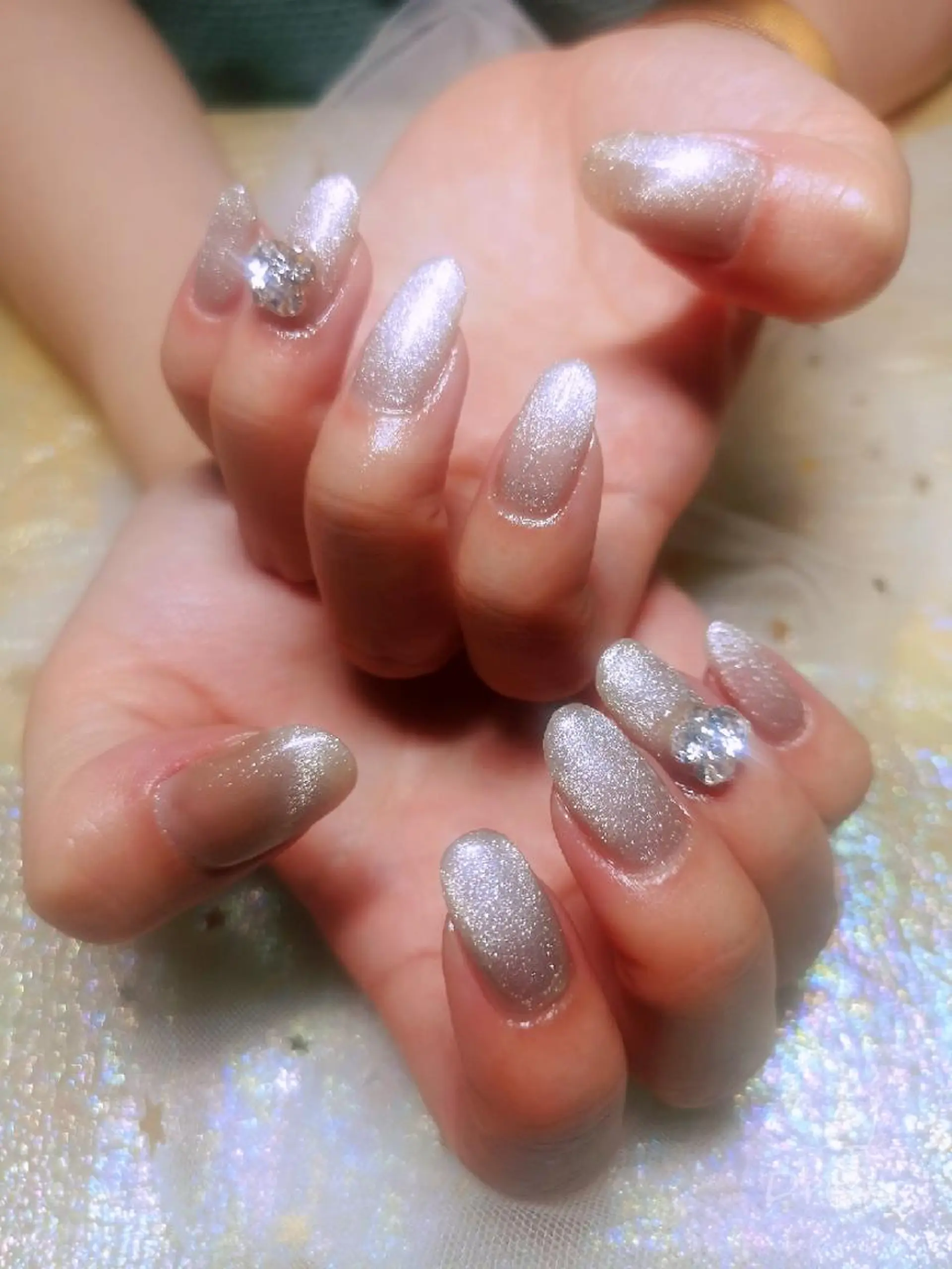 ミディアム ネイル ネイリストゆか💅 長さだし、深爪矯正のネイルデザイン