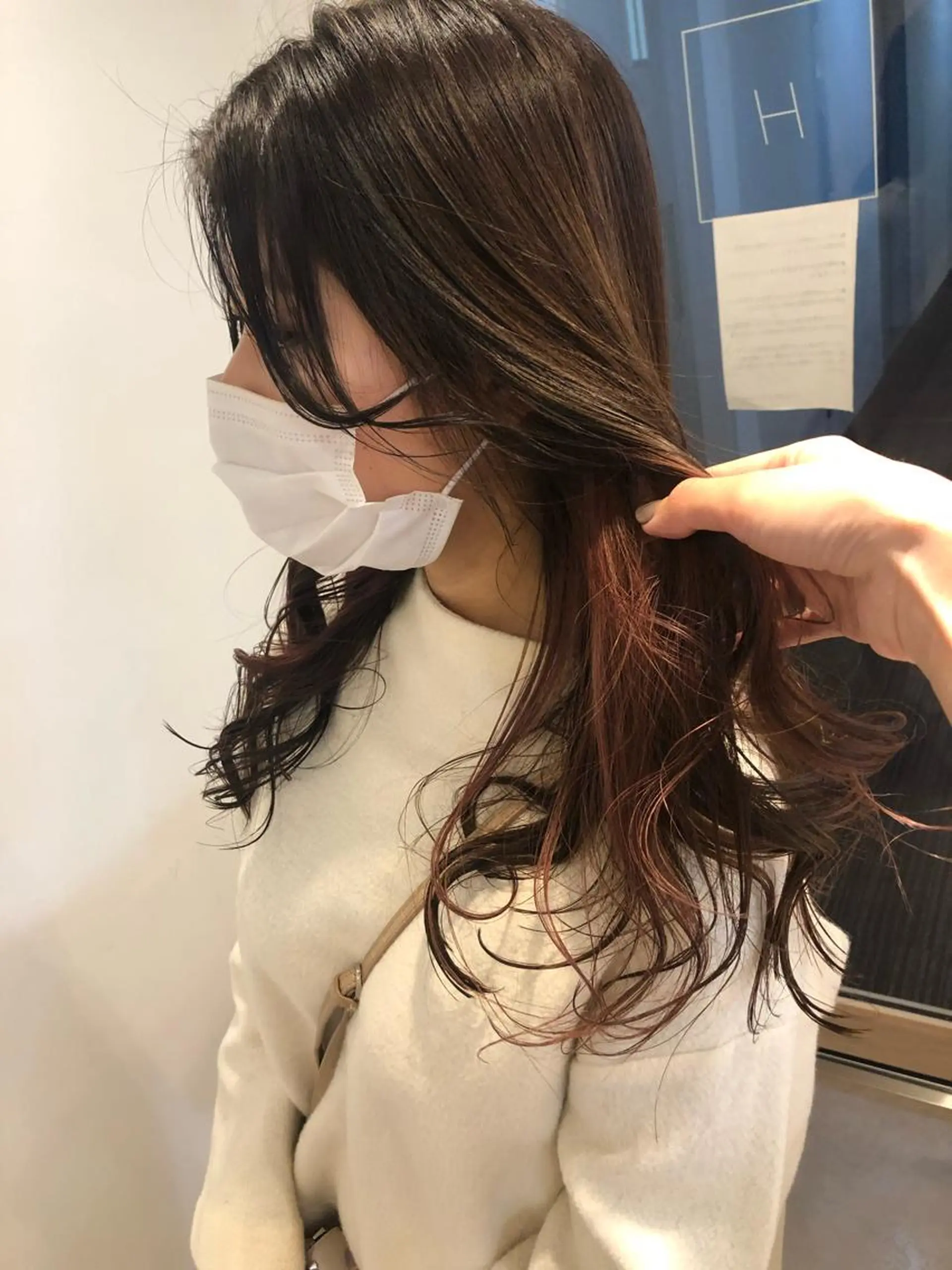 カラー 大迫 江梨のヘアスタイル