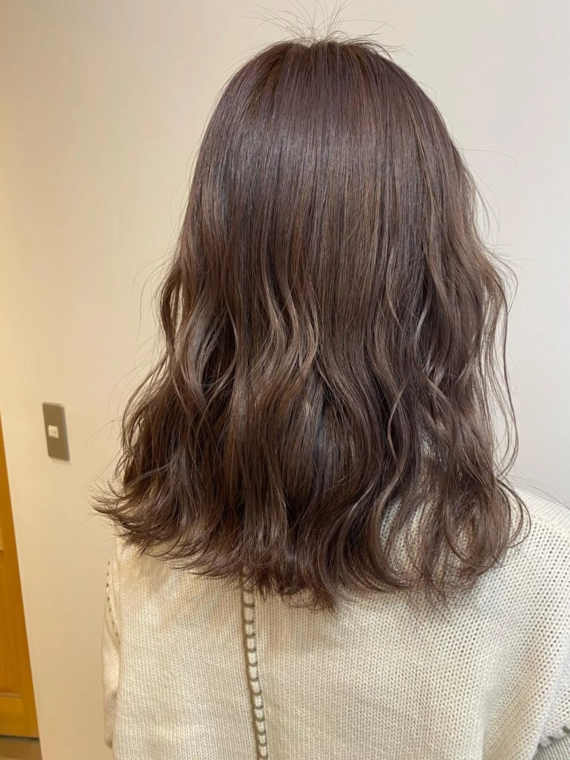 ミディアム カラー ベージュカラー ブリーチ ラベンダーカラー ラベンダーベージュ ミルクティーベージュ ヘアカラー 中目黒🌼 🌼ハナのヘアスタイル