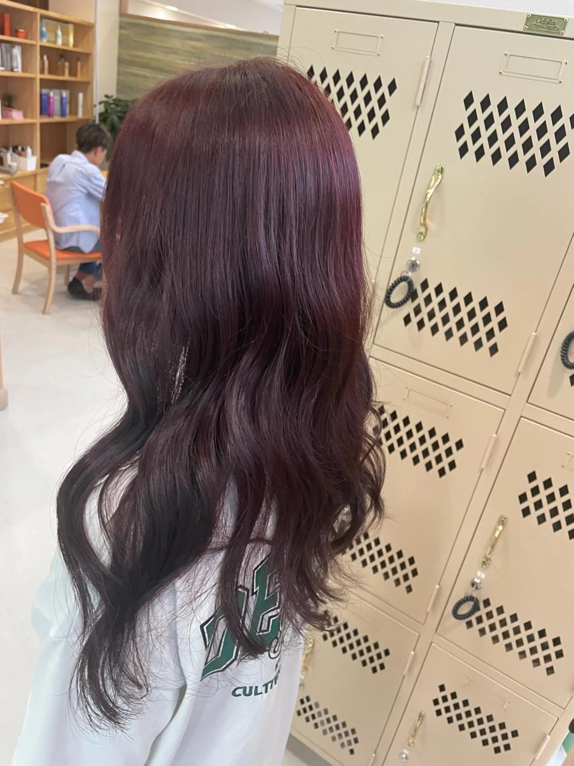 ロング カラー ブリーチ ブリーチなしカラー レッドカラー カット ヘアカラー 韓国ヘア/レイヤー/ 暖色カラー/ Aiのヘアスタイル