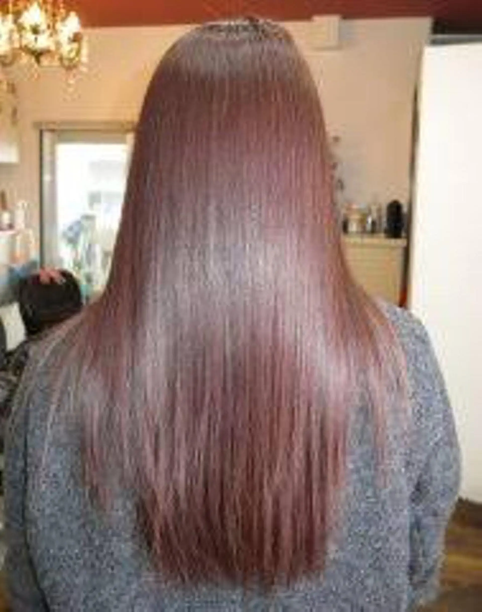 ロング ヘアカラー 大人女性に寄り添う 髪質改善サロンのヘアスタイル