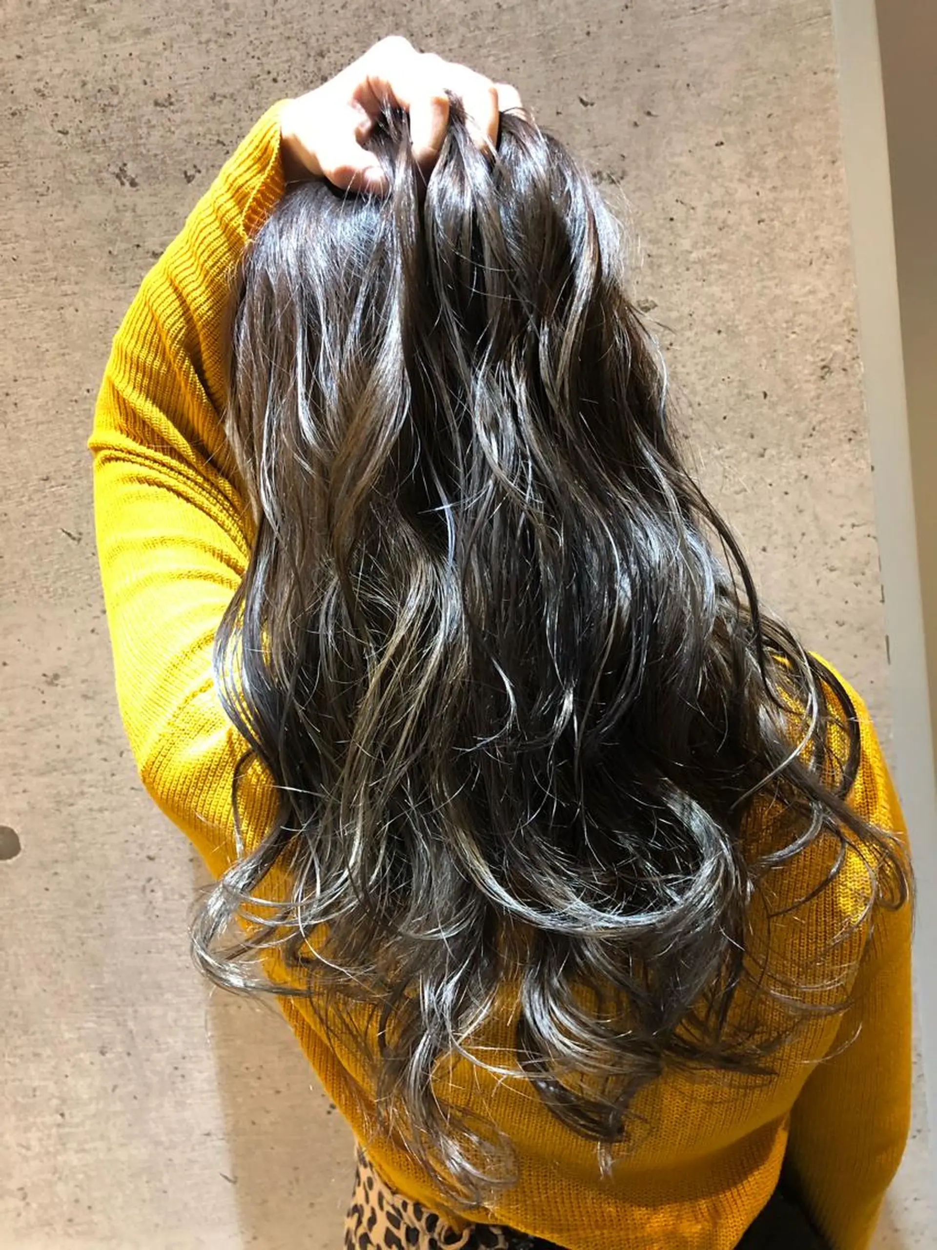 ロング カラー カット ヘアカラー トリートメント 久保 敏之のヘアスタイル