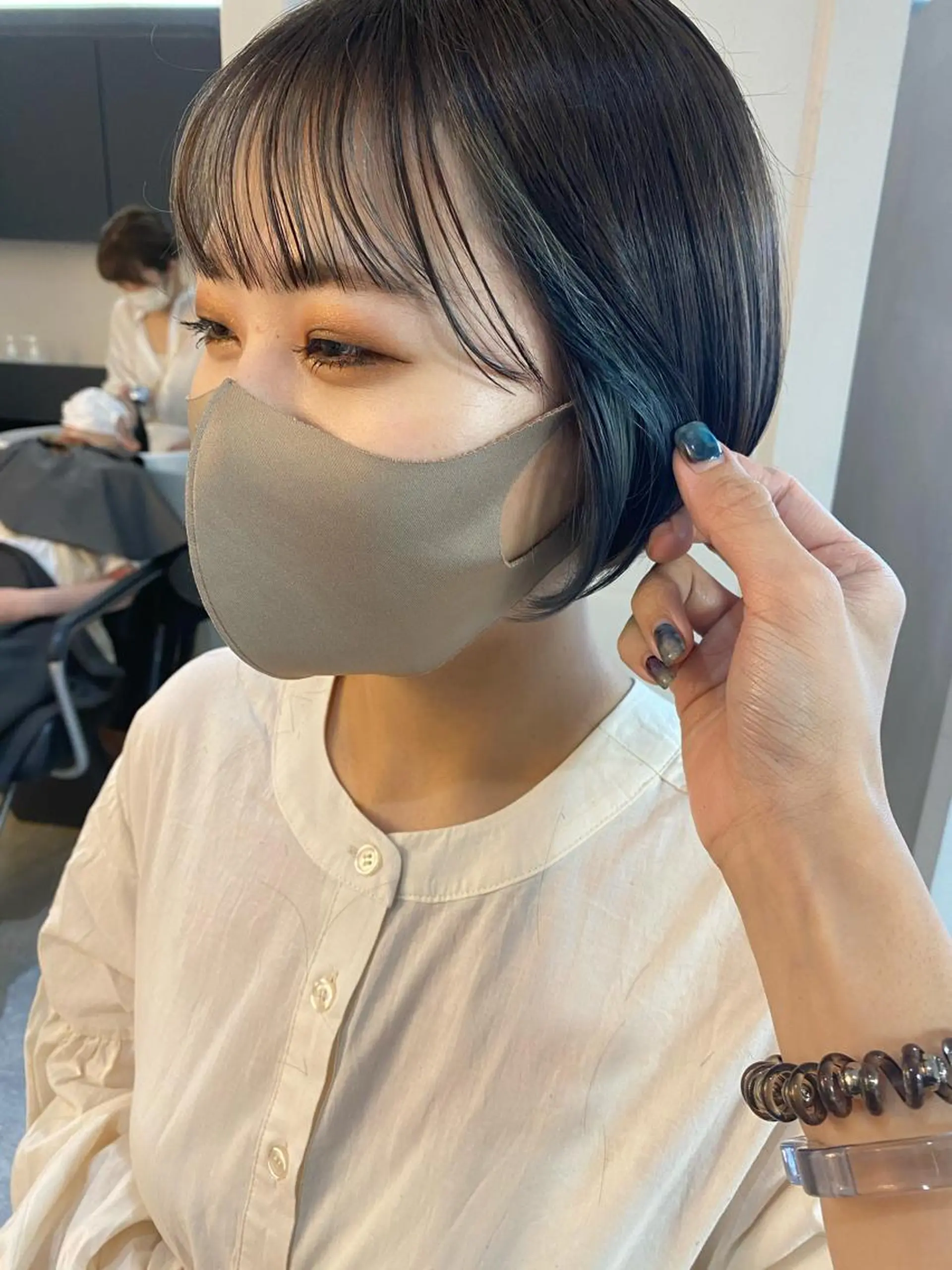 ショート カラー カット ヘアカラー 梅田ハイトーン チダ ヒナノのヘアスタイル