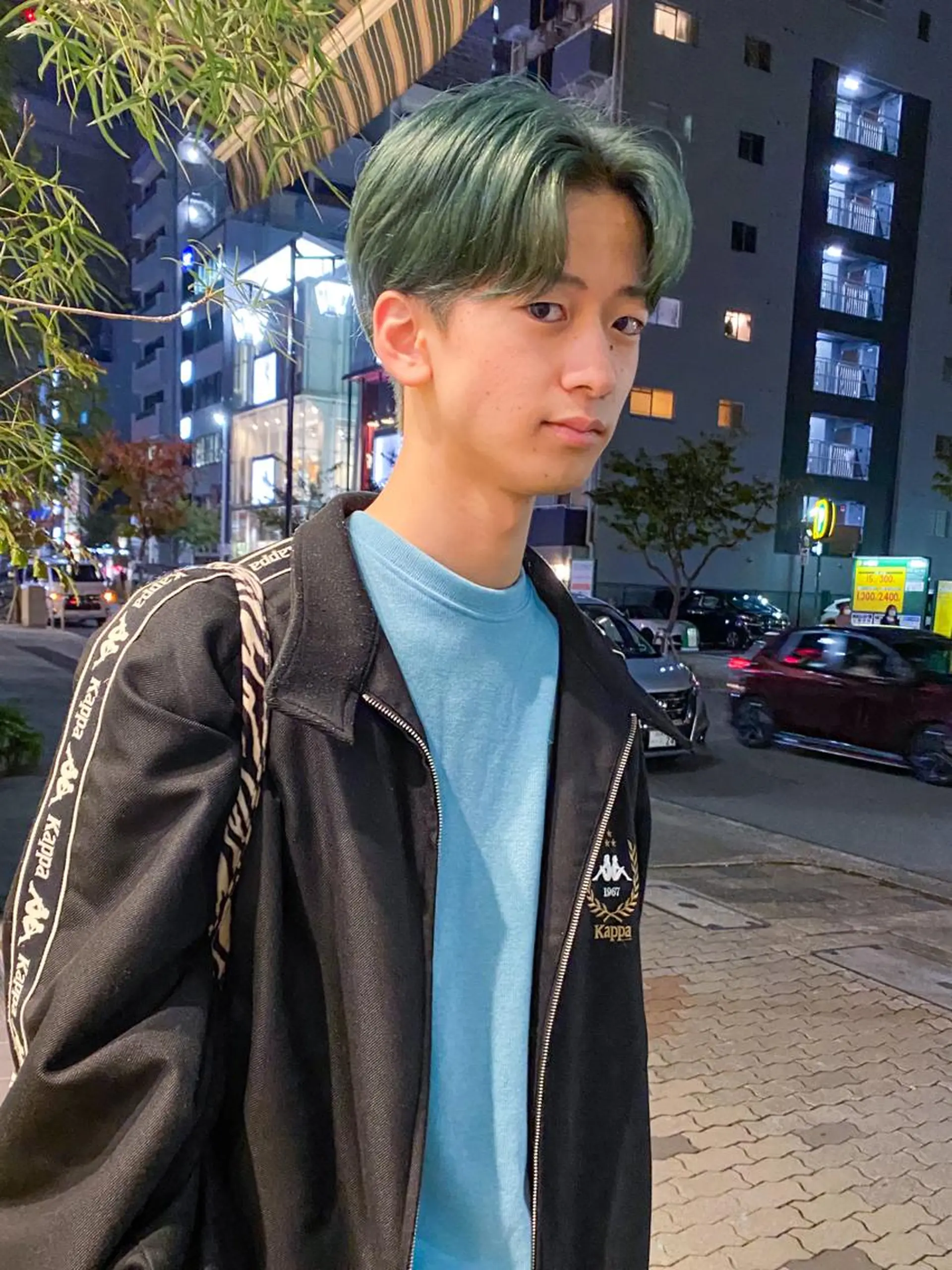 ショート カラー メンズ メンズブリーチ メンズハイトーン ブリーチ ハイトーンカラー カット ヘアカラー 栄/矢場町 三井太朗のヘアスタイル