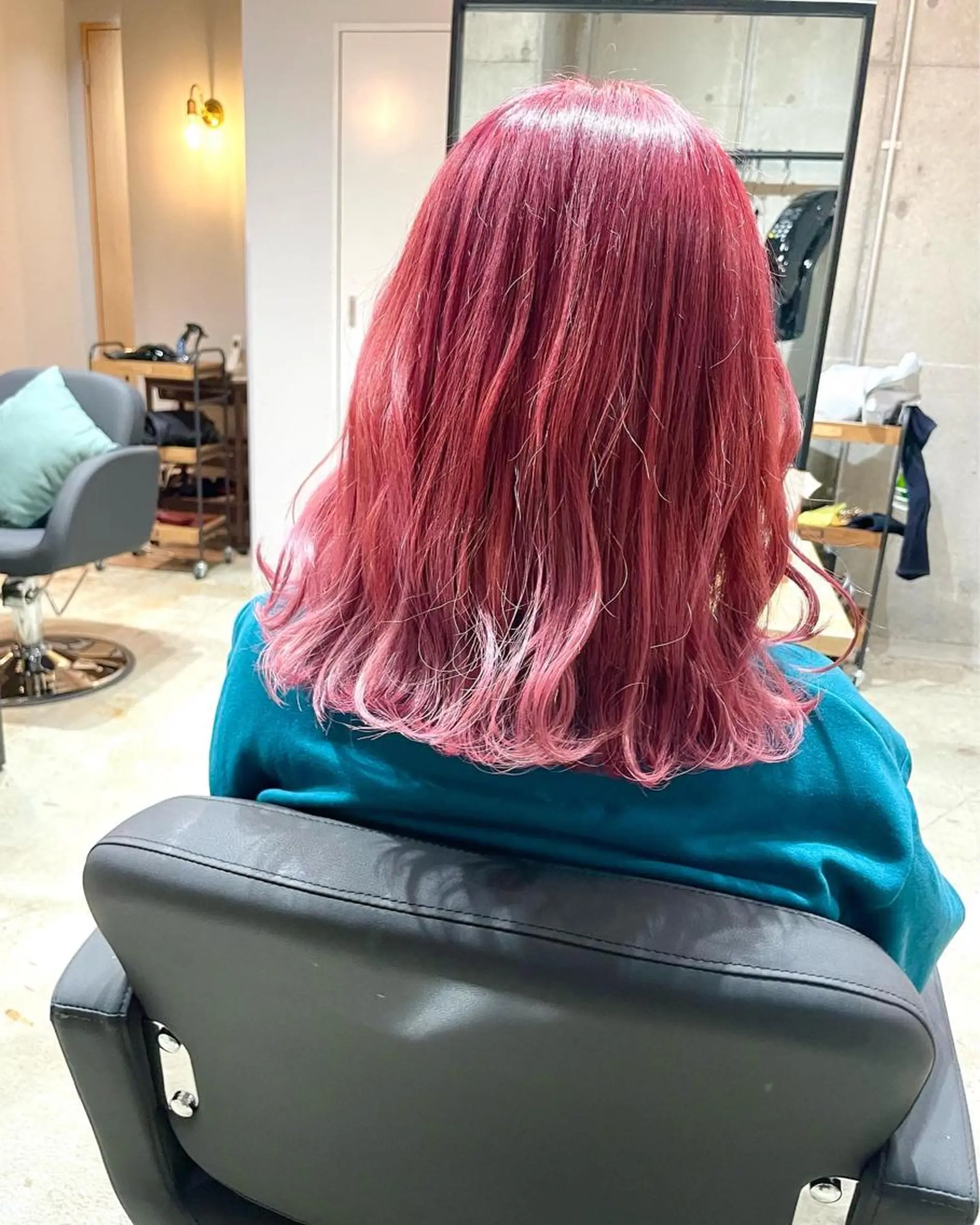 ミディアム カラー カット ヘアカラー トリートメント ✨髪質改善/ブリーチ /ショート高山のヘアスタイル