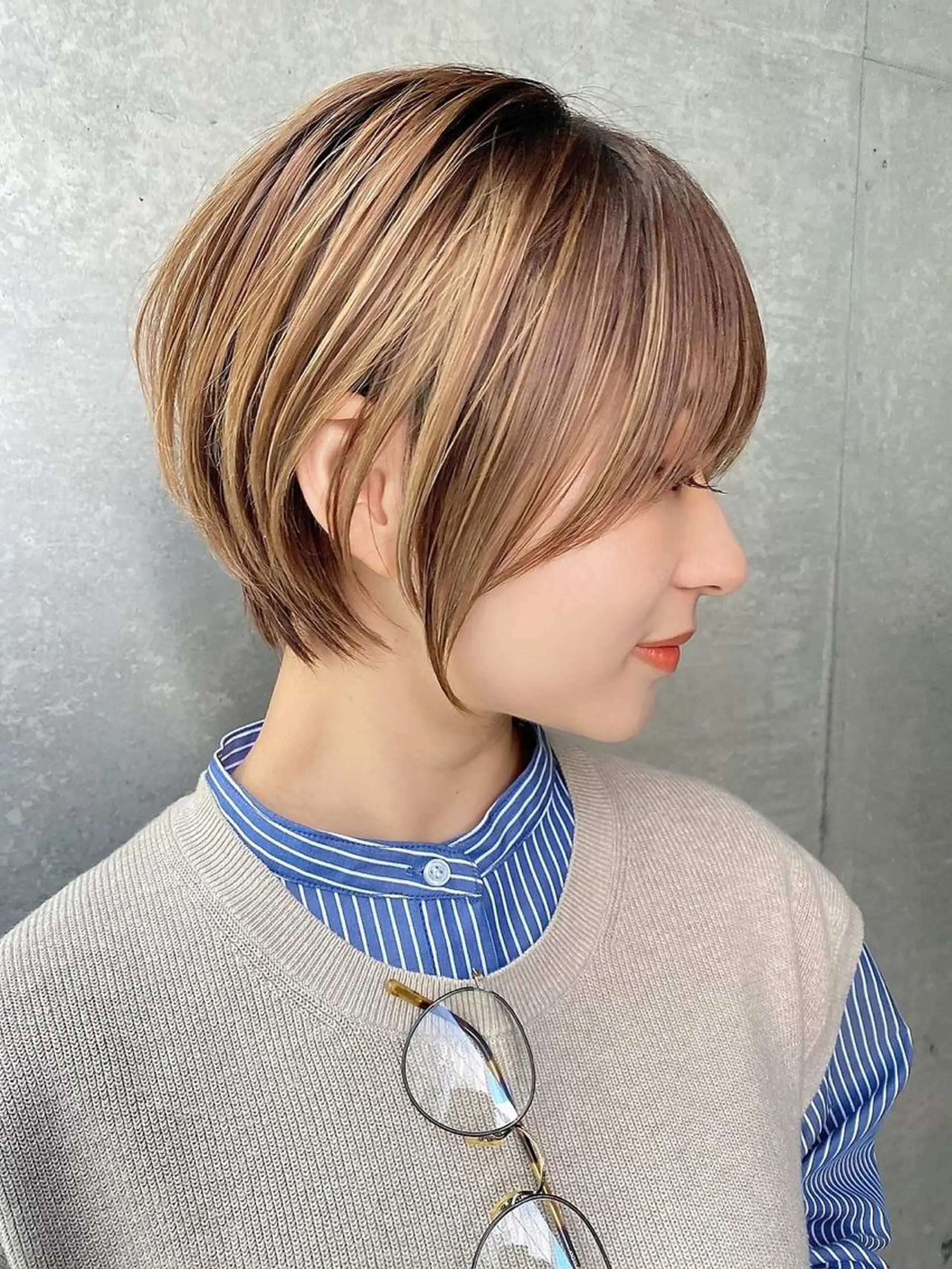 ショート カラー カット ヘアカラー トリートメント 髪質改善　ANFINI 仙台所属・仙台Ｉ韓国レイヤー Ｉ髪質改善Ｉ伊藤拓海のヘアスタイル