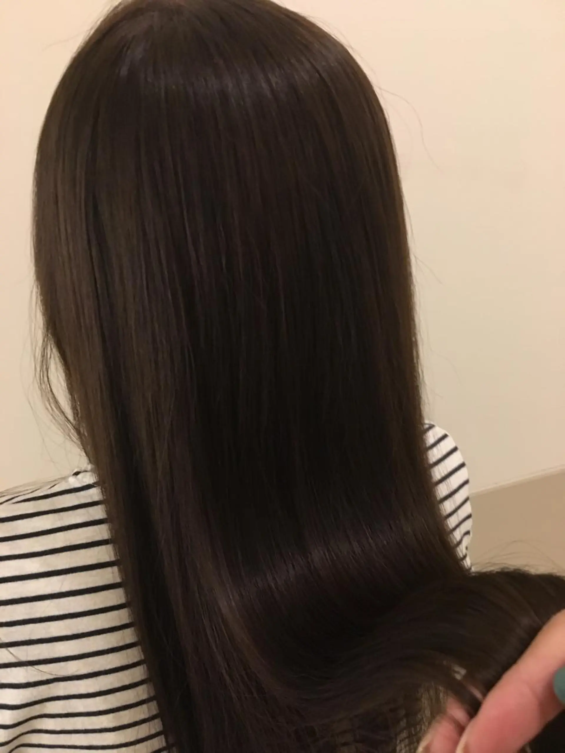 ロング ブリーチなしダブル/ レイヤーカット 小棹のヘアスタイル