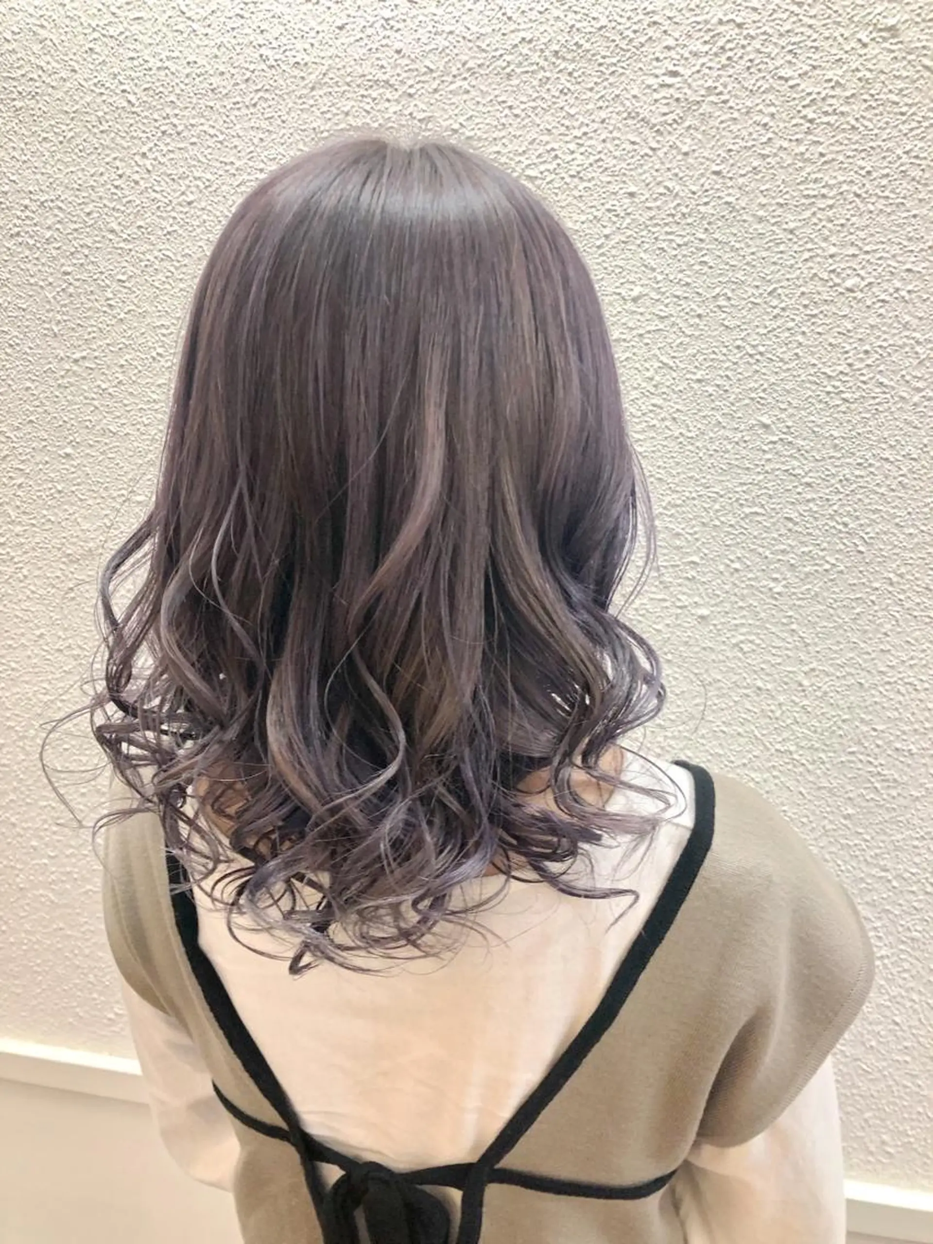 セミロング カラー アッシュ ラベンダーカラー ラベンダーアッシュ カット ヘアカラー トリートメント 髪質改善/美髪矯 正ヤマモトハルキのヘアスタイル