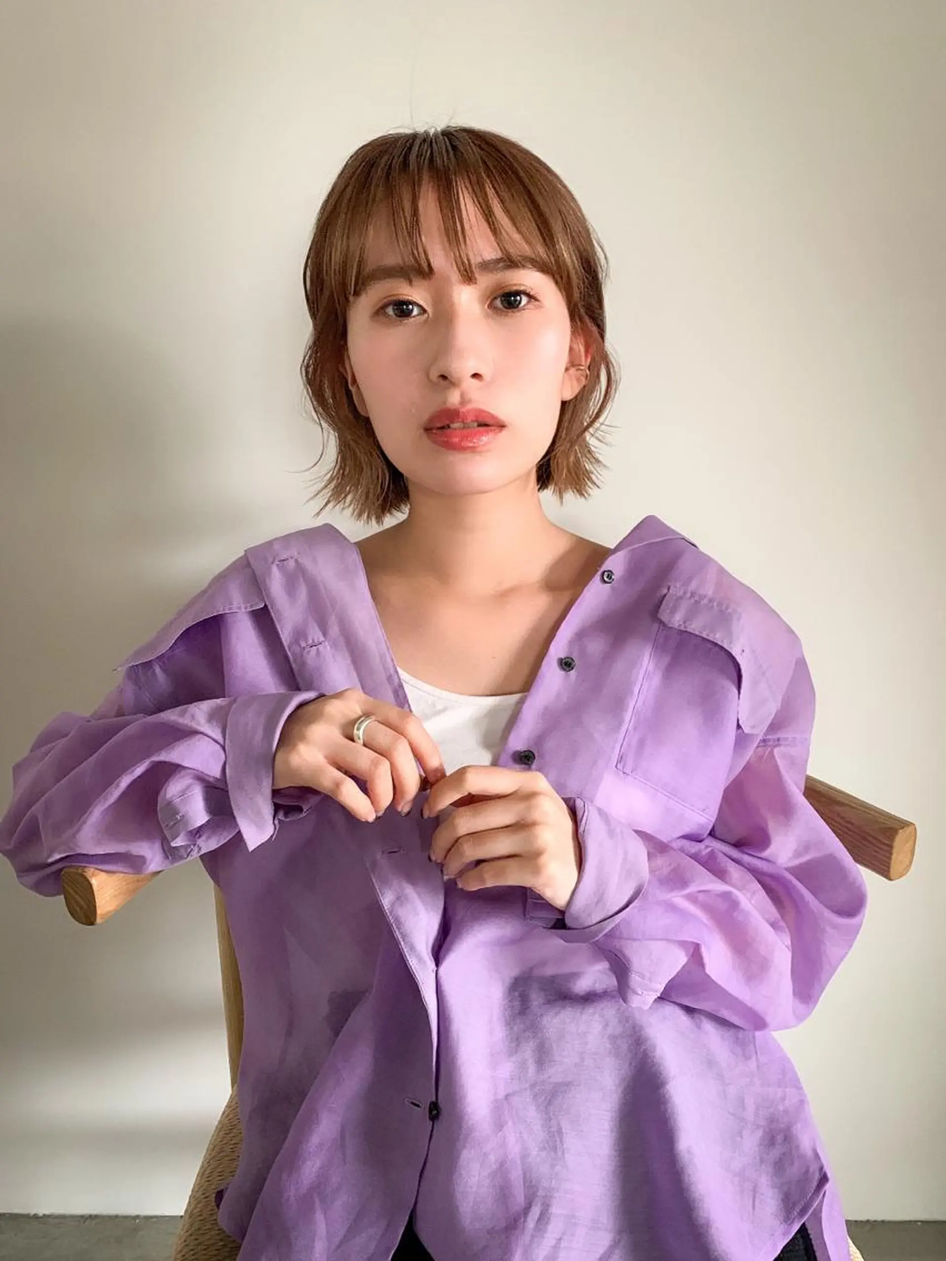 ショート カラー ハイライトカラー ハイライト 柔らかブラウン/顔周 りレイヤー♡ユウシのヘアスタイル